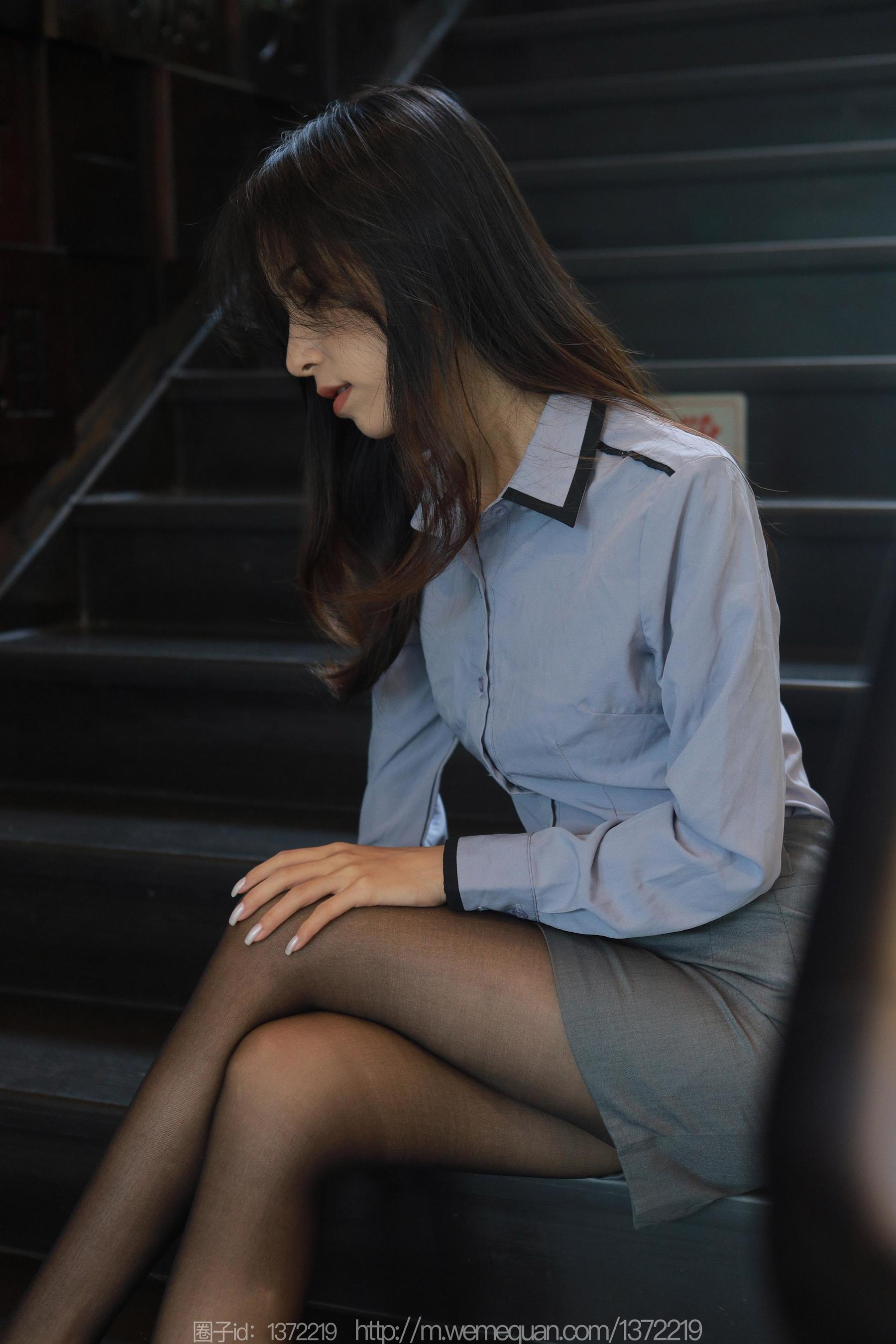 IESS异思趣向 - 模特：美子 《楼梯上的春光》