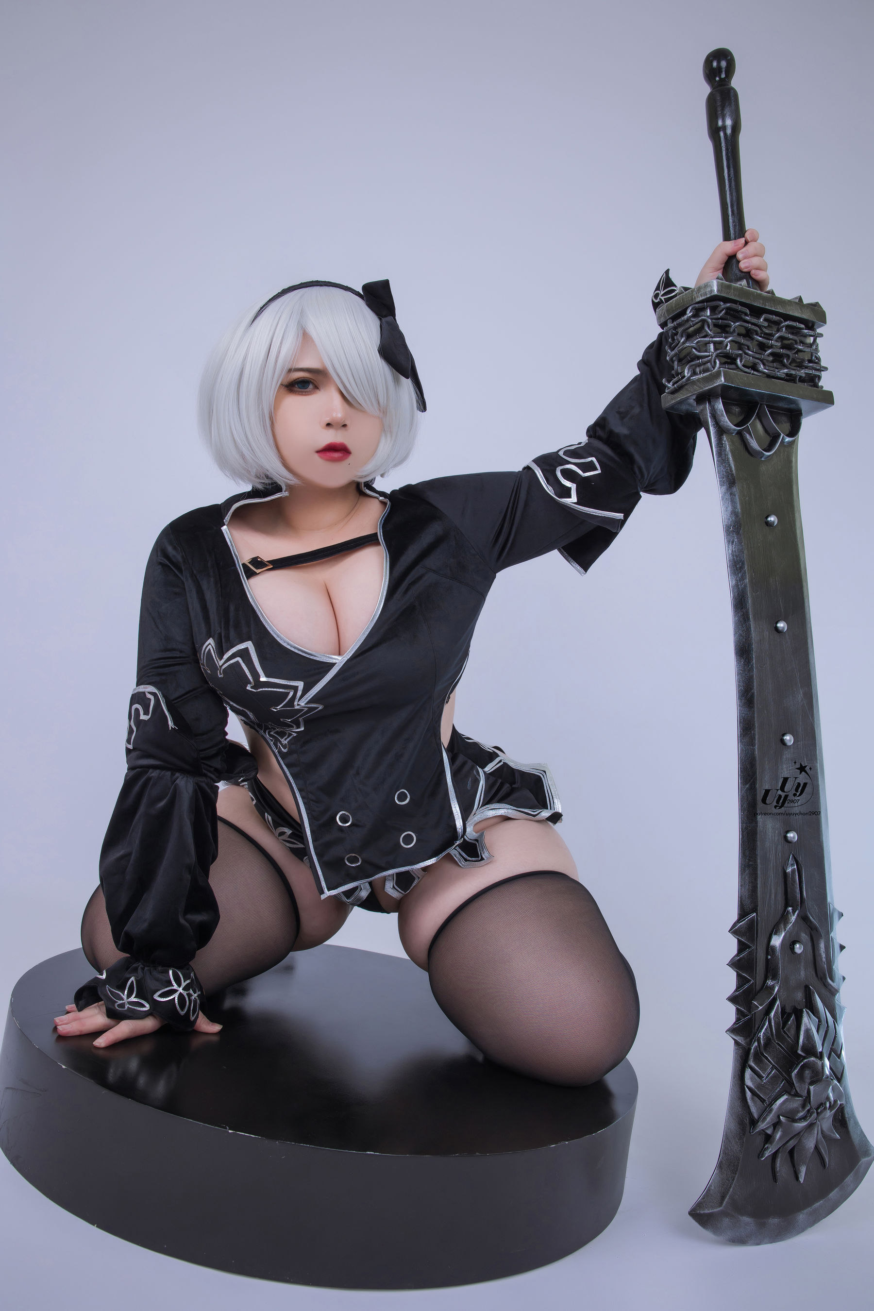 Uy Uy - 2B Black