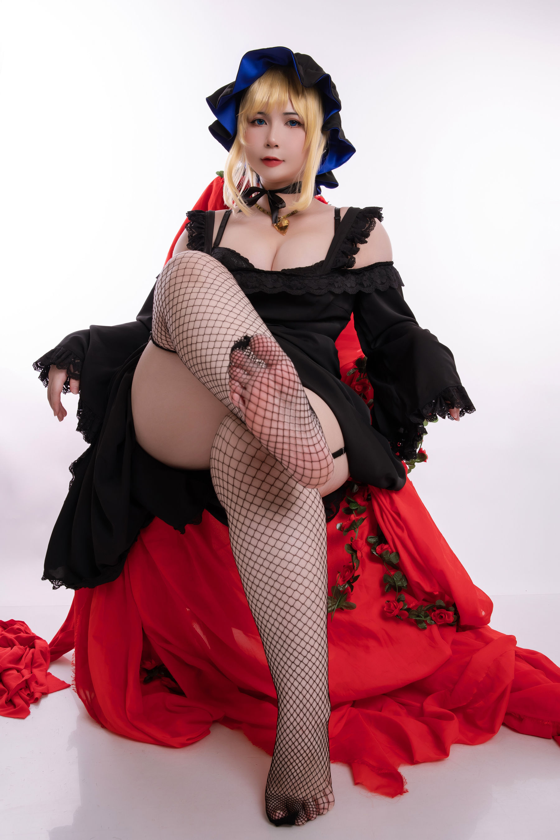 Uy Uy - Alice Maid