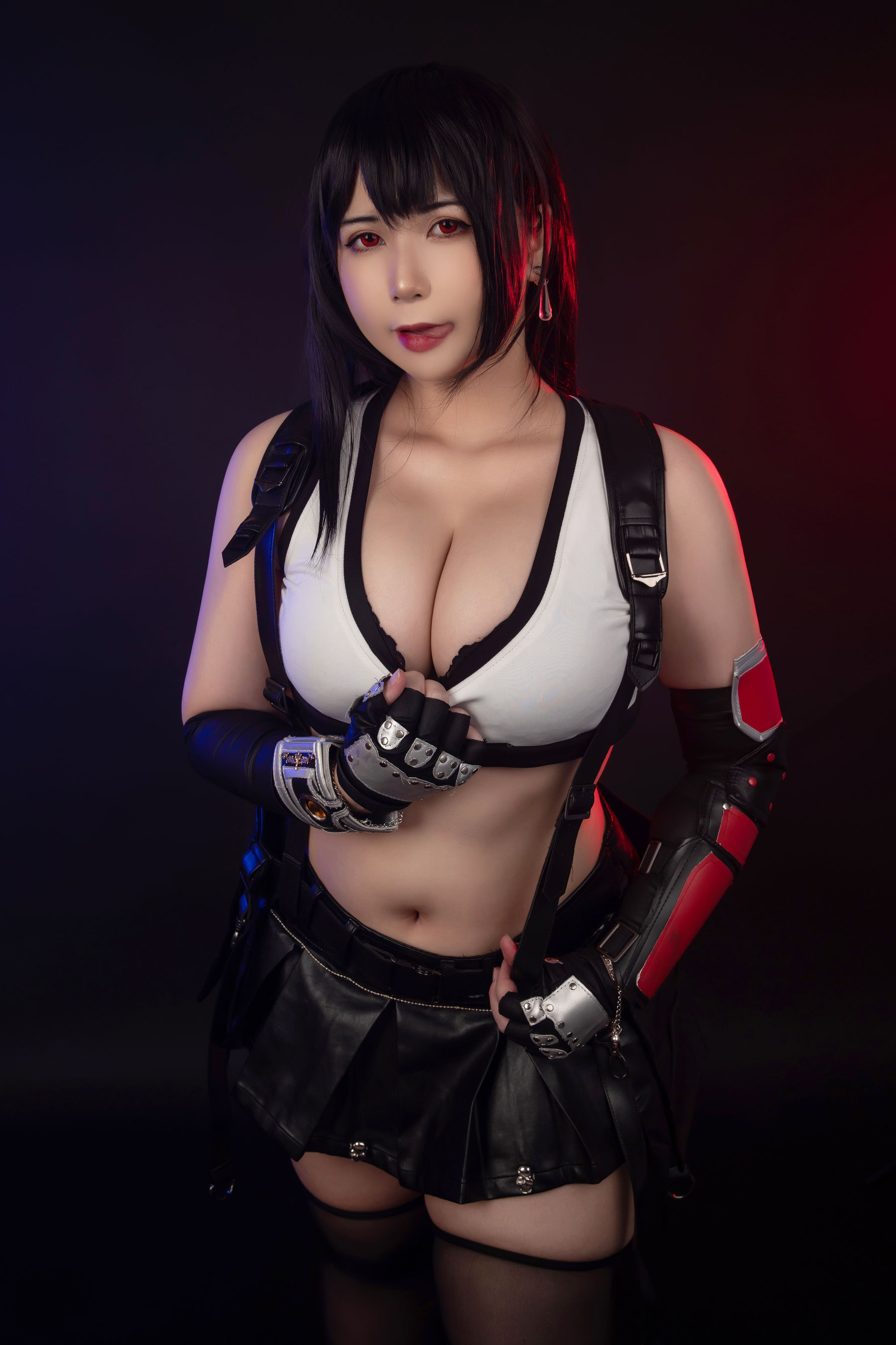 Uy Uy - Tifa Lockhart