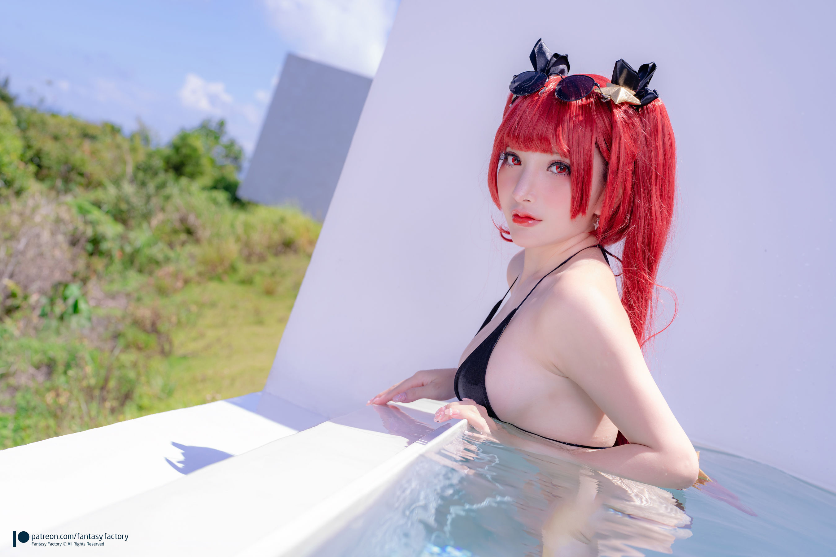 [Fantasy Factory] 小丁Cosplay写真 - 檀香山泳衣