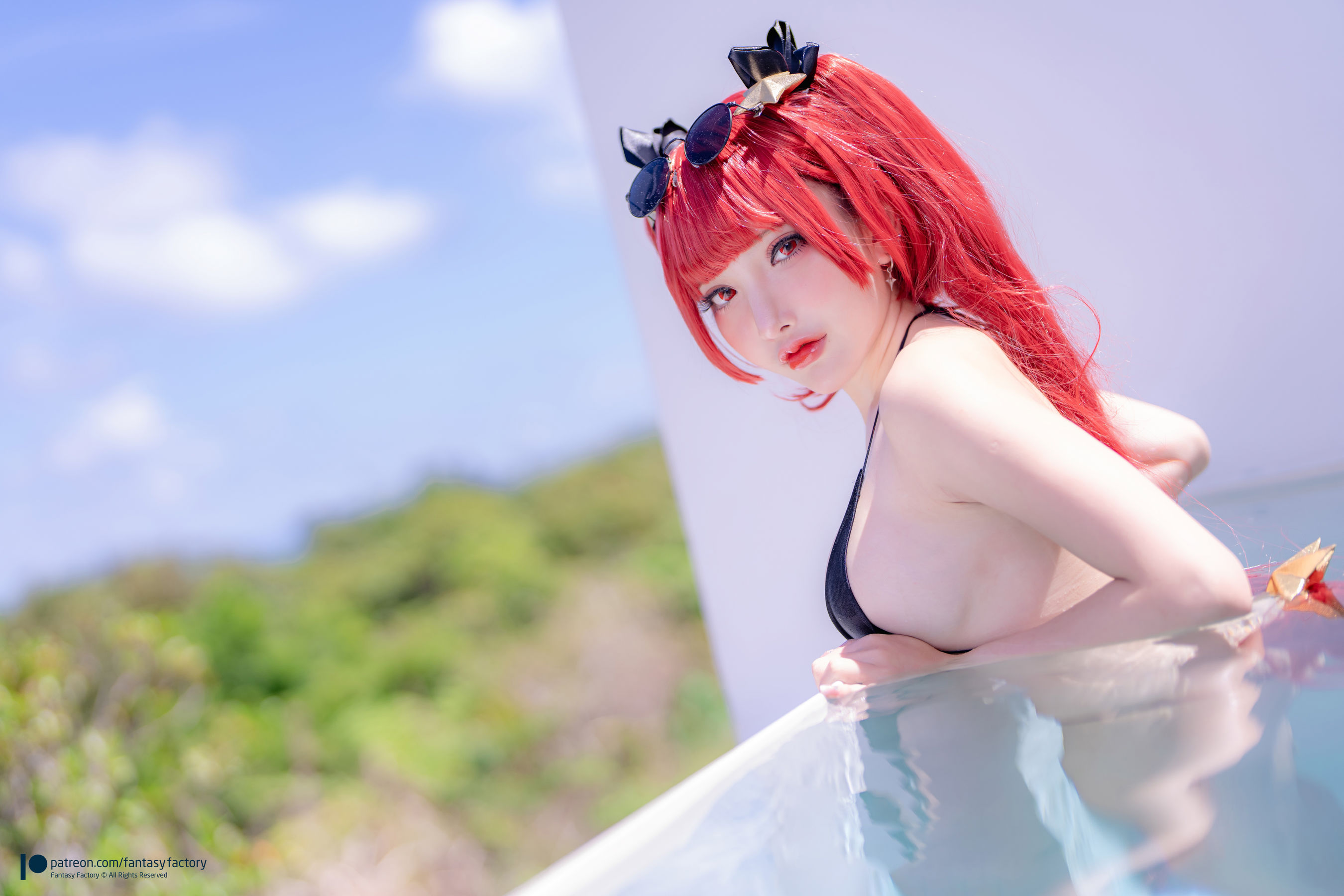 [Fantasy Factory] 小丁Cosplay写真 - 檀香山泳衣