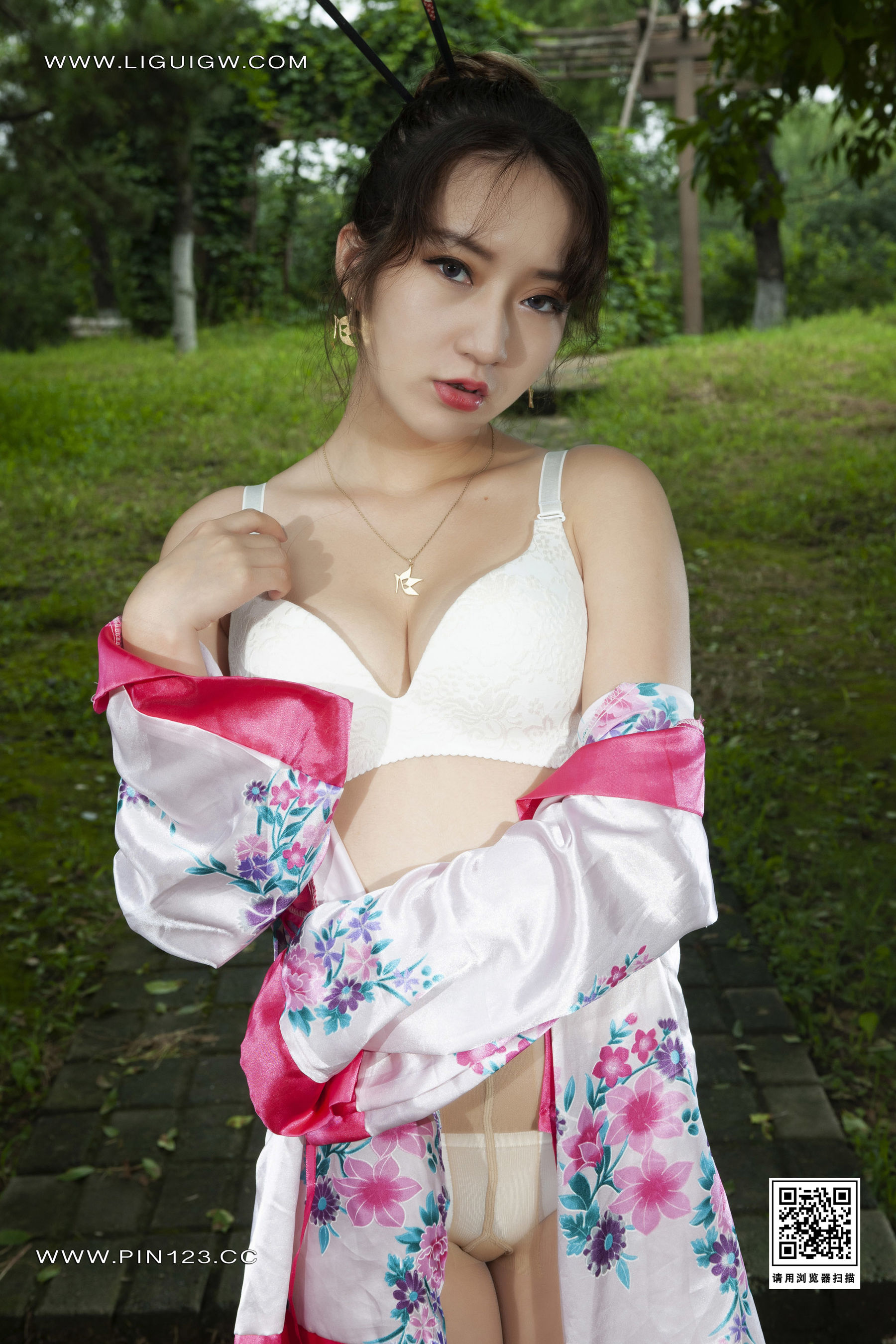 [Ligui丽柜] 2023.08.14 丝足踏青 汐汐
