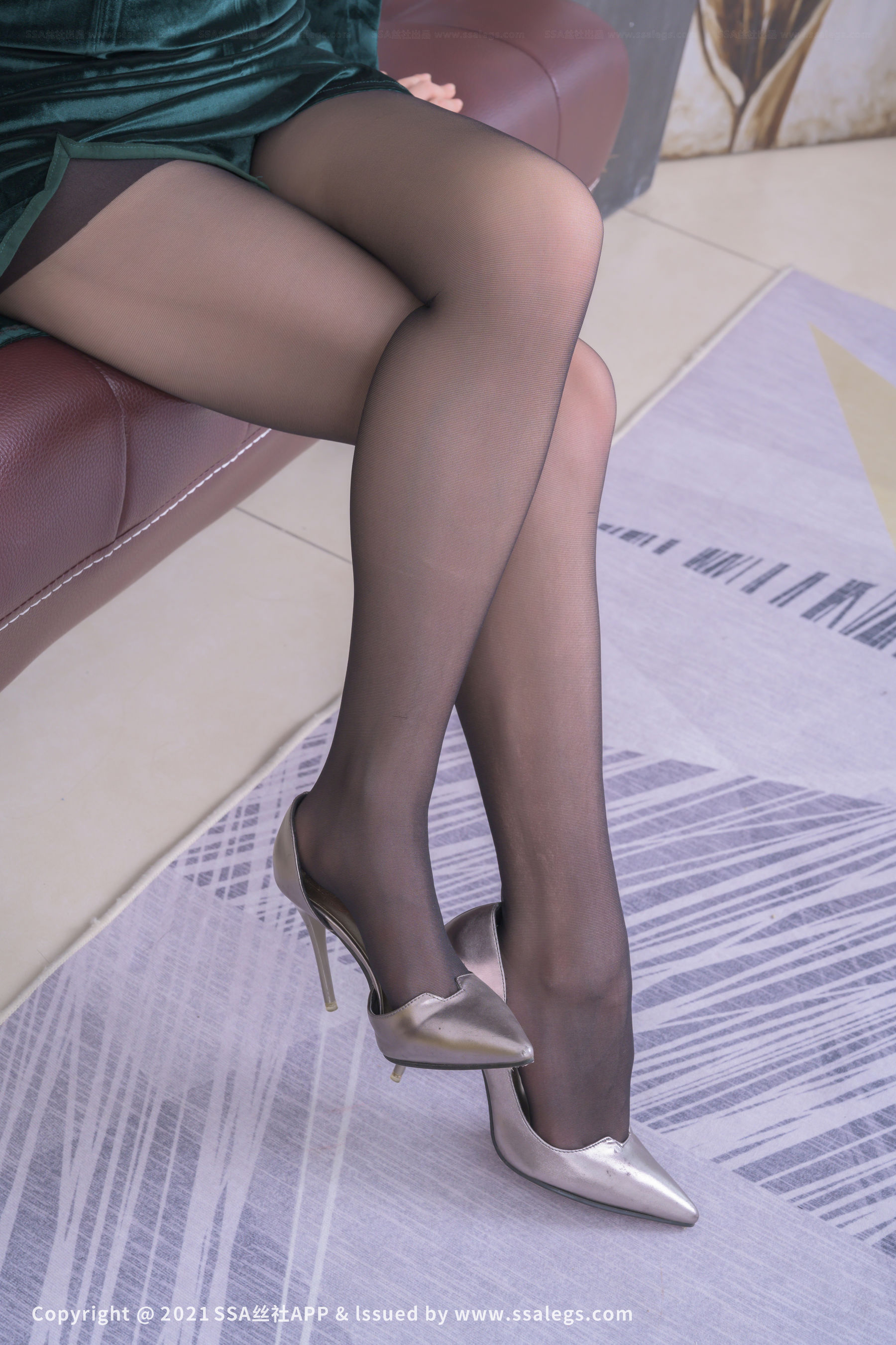 [SSA丝社]超清写真 No.640 模特 皮皮 的黑丝（上）