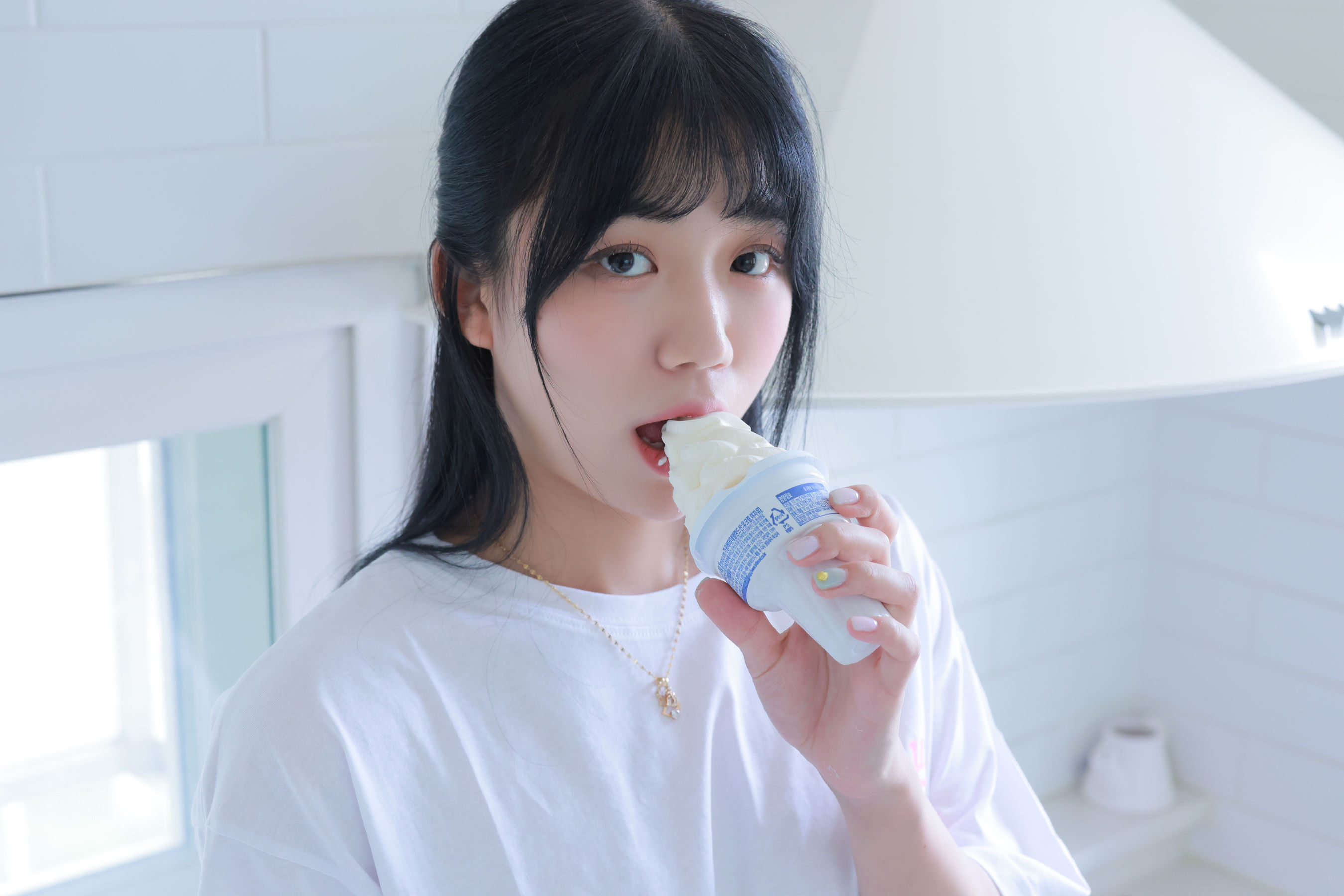 [SWEETBOX] Yui - Vol.18 CREAM - 1