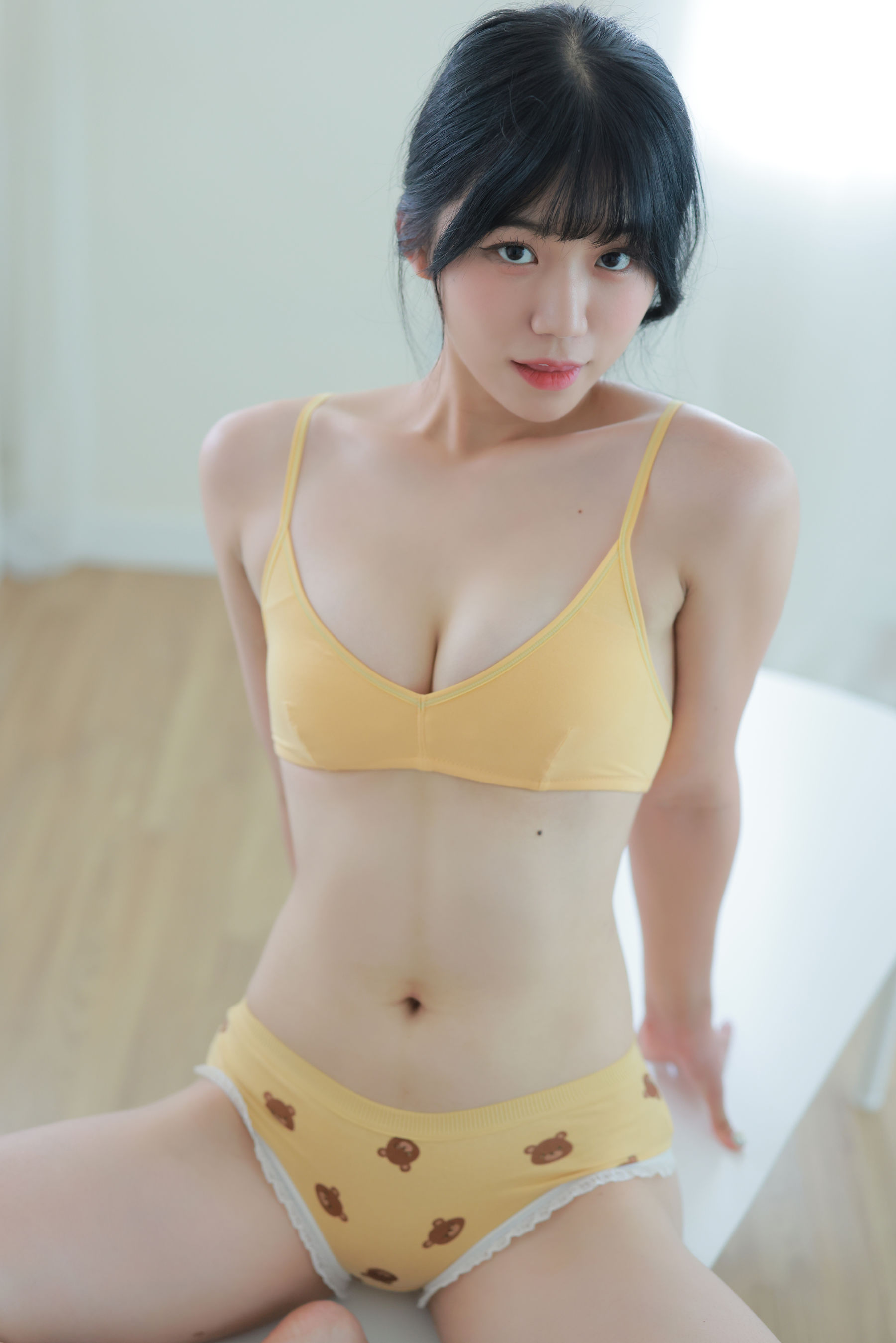[SWEETBOX] Yui - Vol.18 CREAM - 2