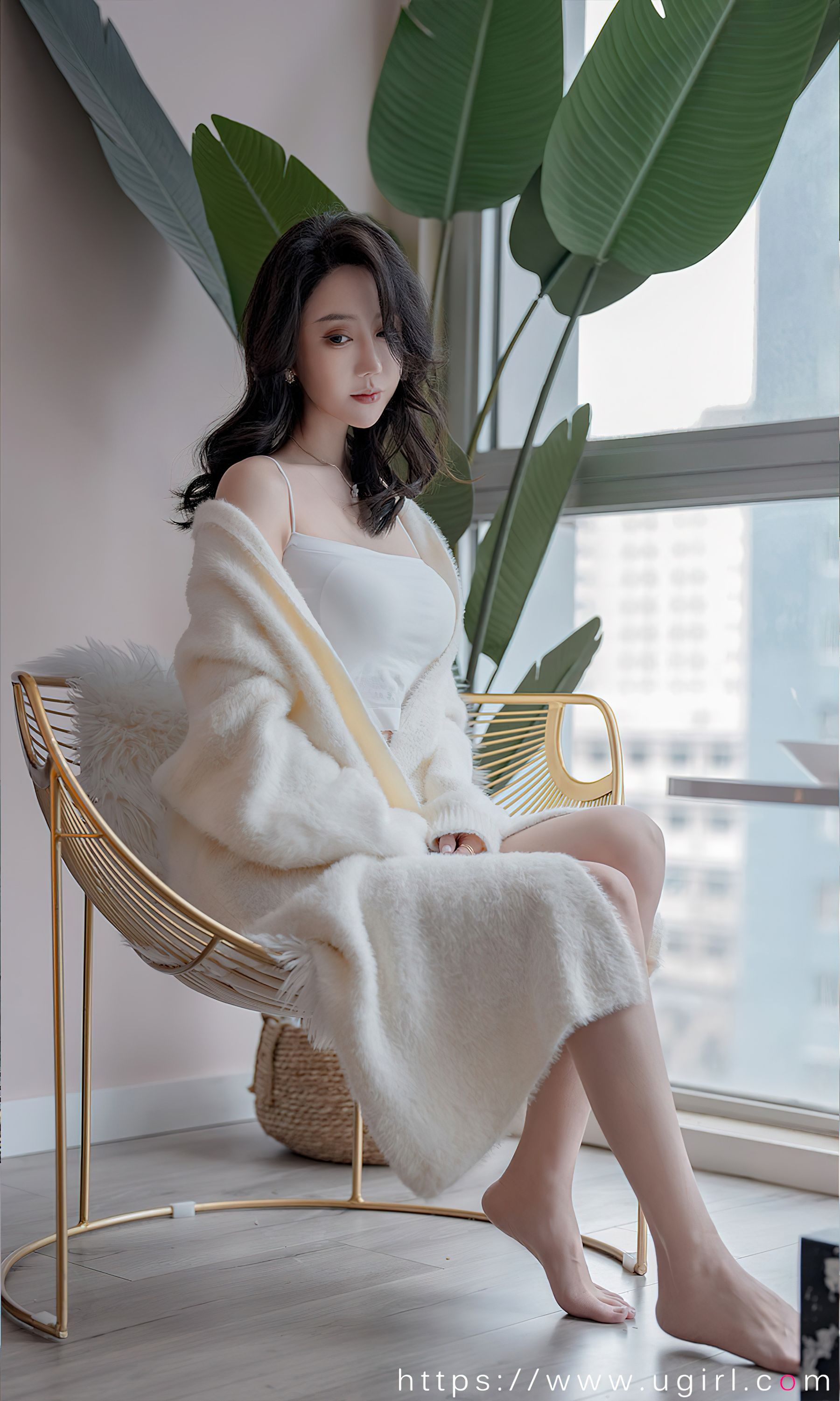 [Ugirls]爱尤物 No.2615 梦海深处 模特合辑何周周