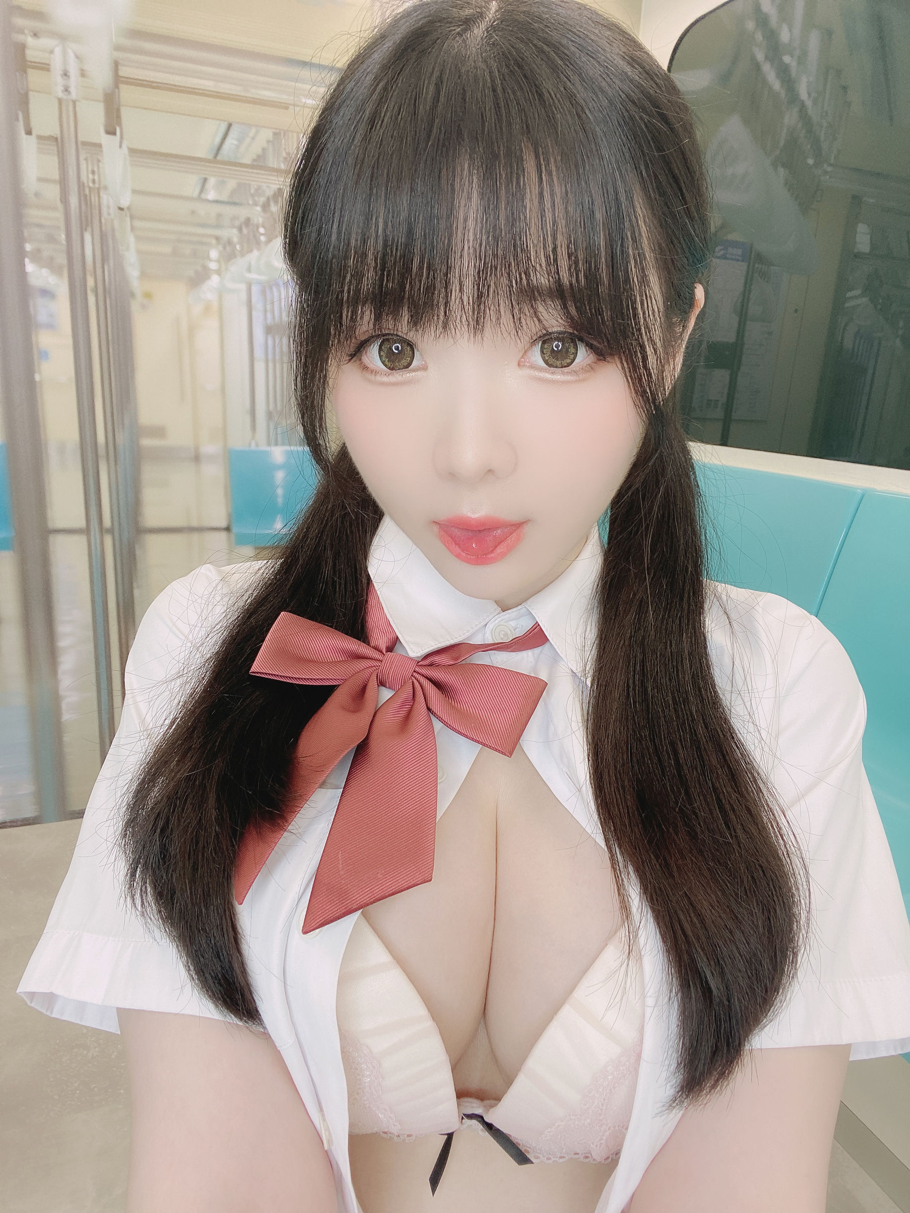 微博妹纸霜月shimo - JK格子裙