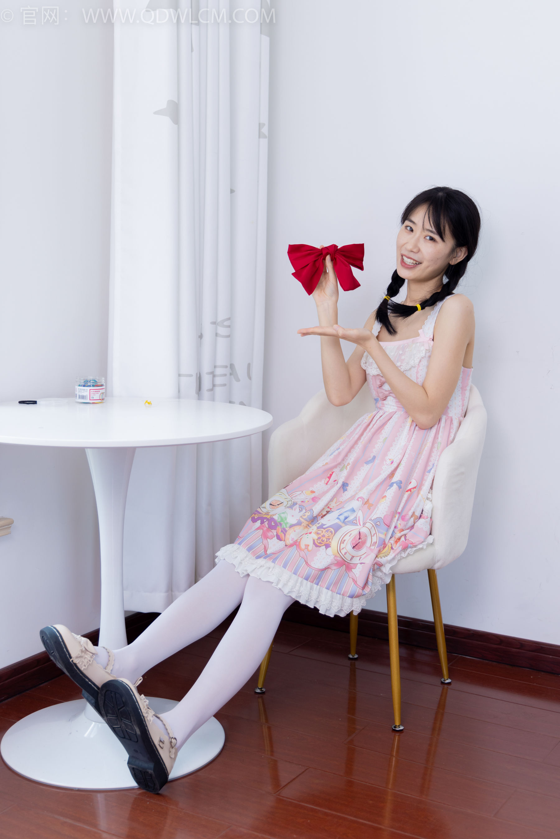 物恋传媒 No.1634 菜菜 -粉红少女