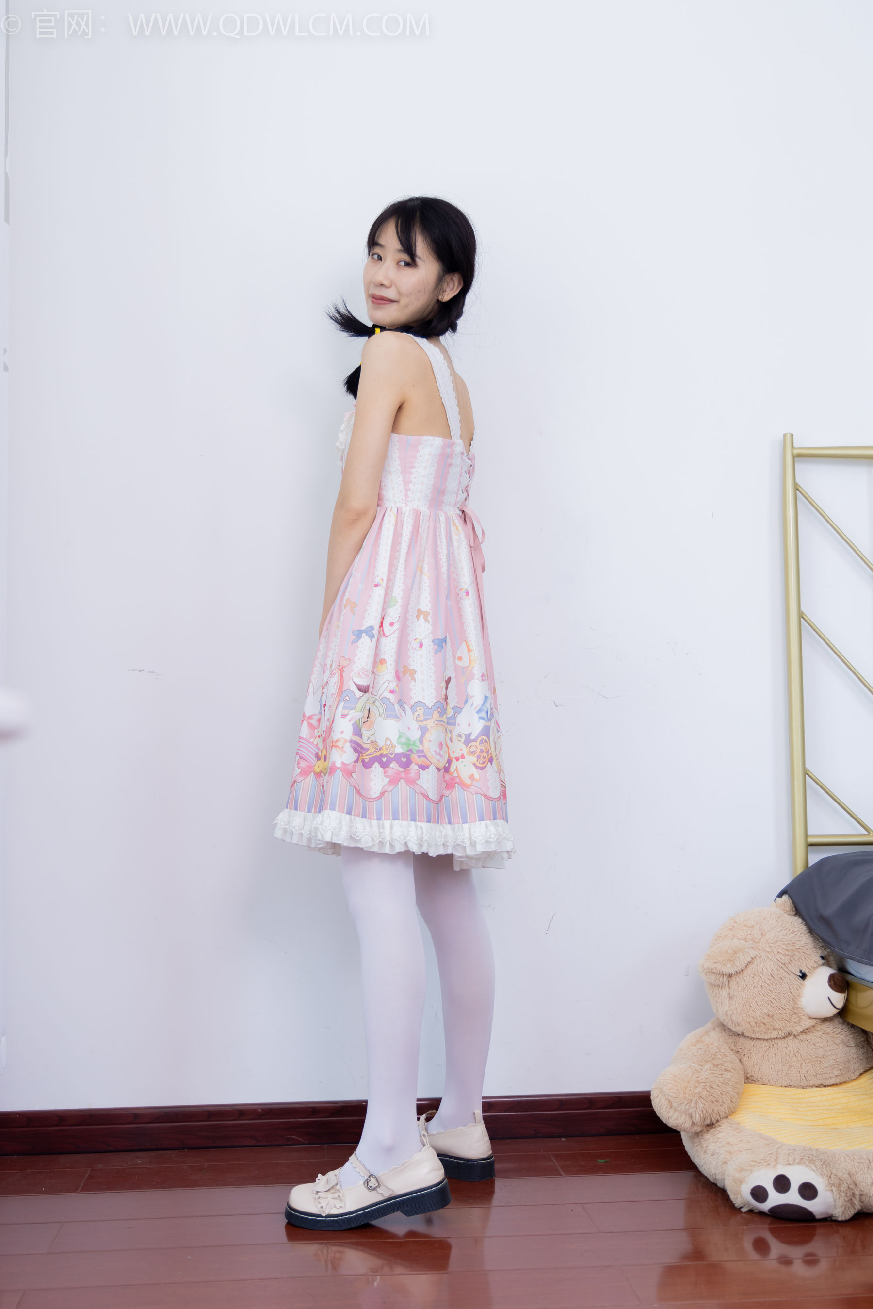 物恋传媒 No.1634 菜菜 -粉红少女