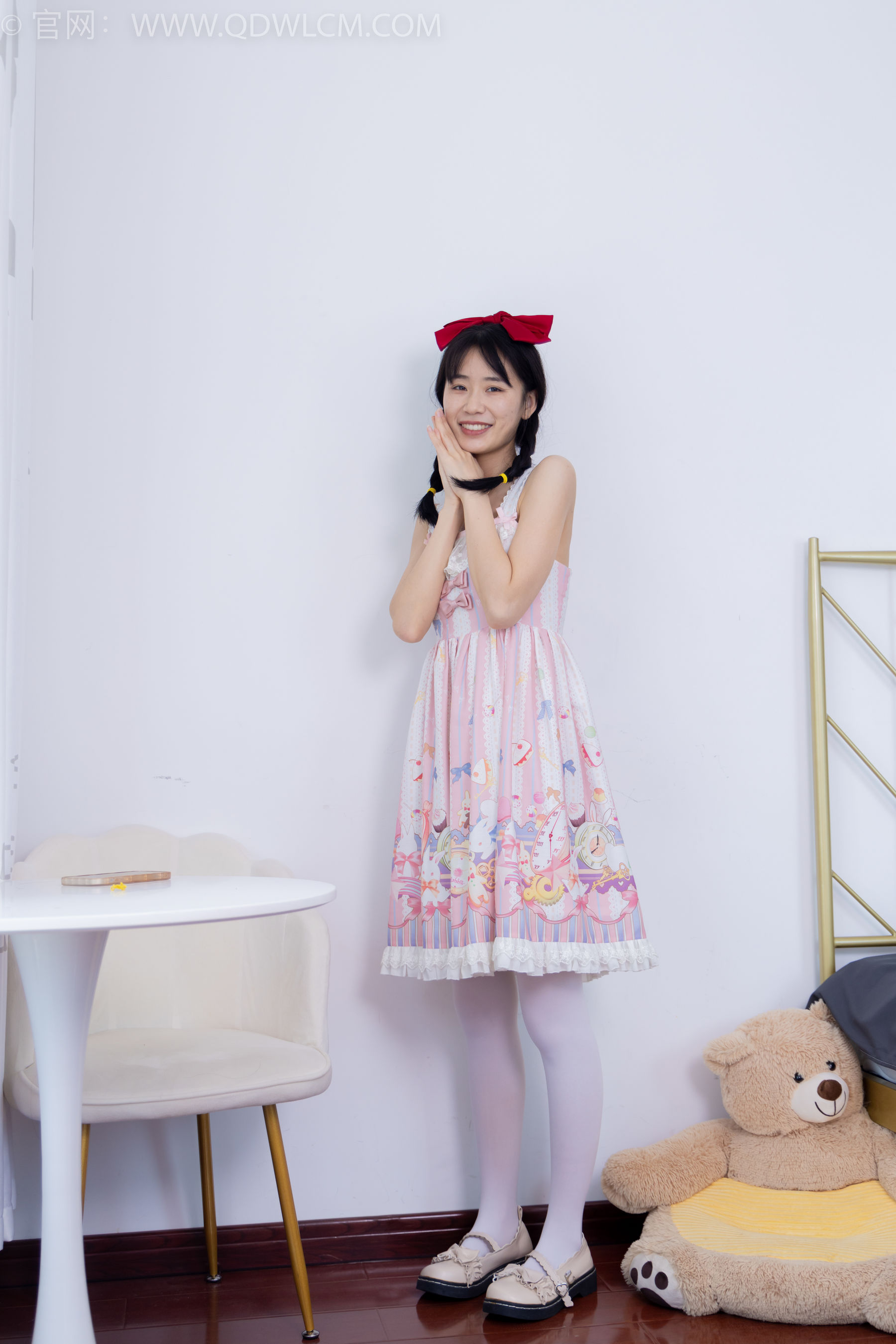 物恋传媒 No.1634 菜菜 -粉红少女