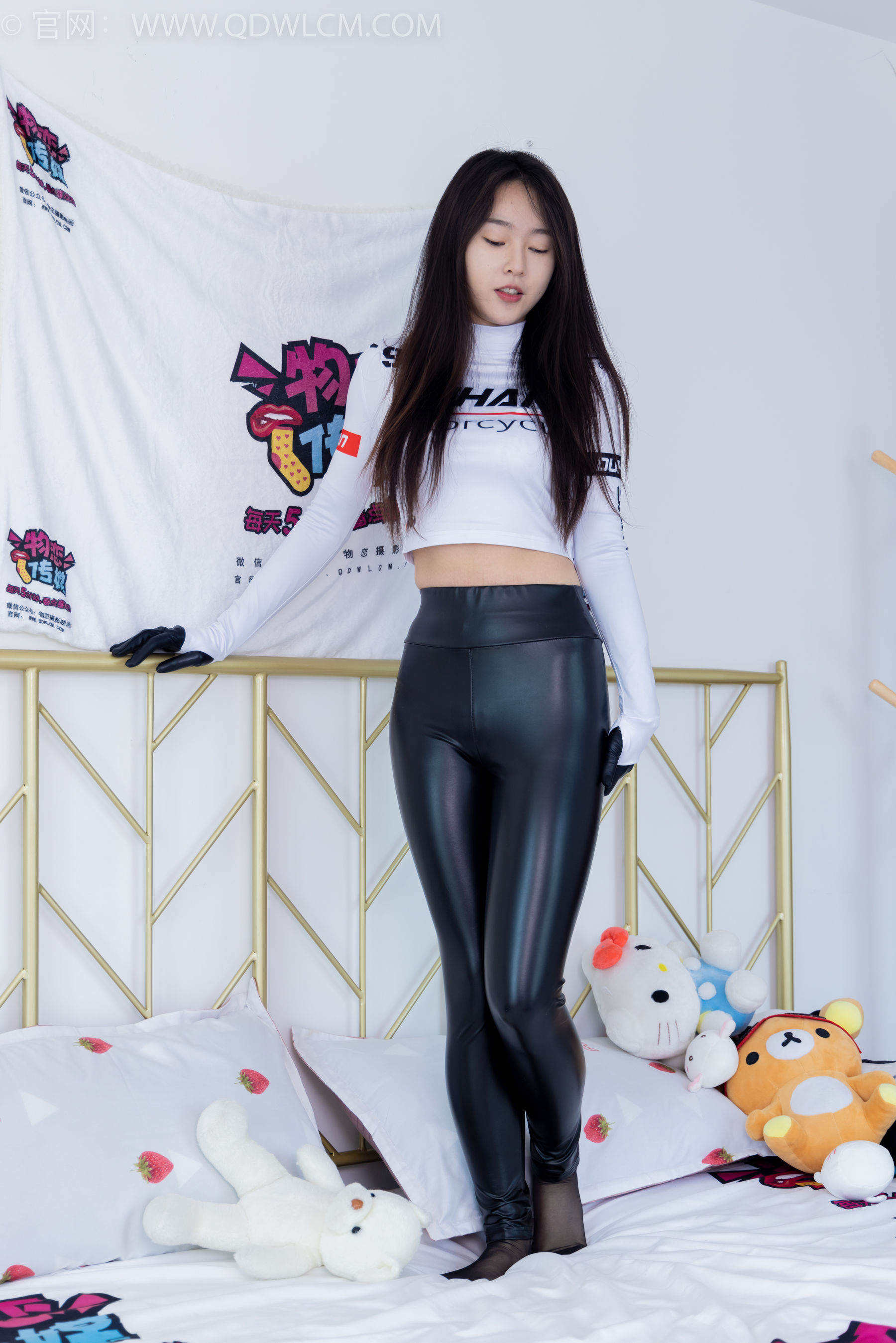 物恋传媒 No.1635 美兔 -机车酷女孩