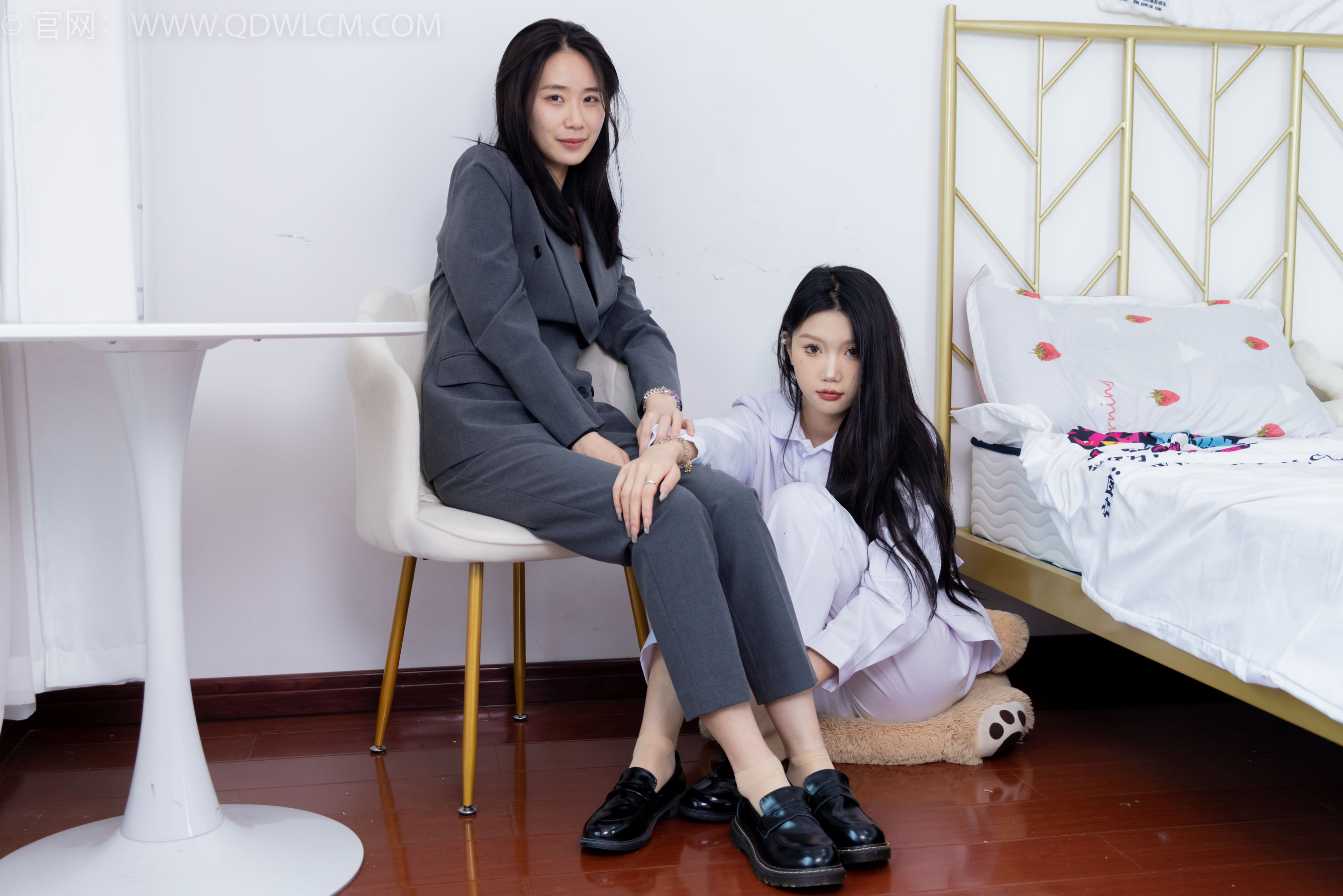 物恋传媒 No.1650 小竹&菜菜 -重生之美