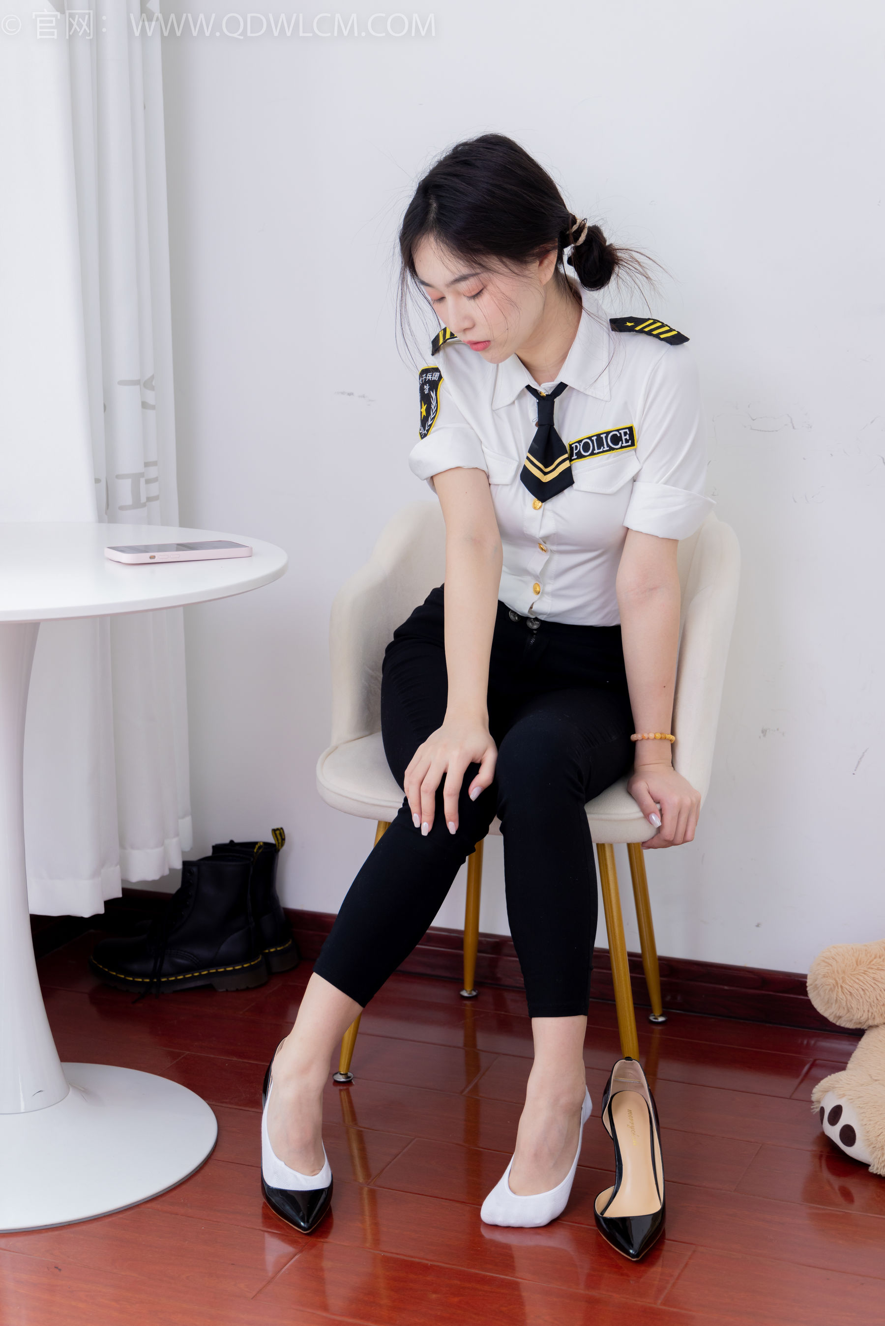 物恋传媒 No.1654 美兔 -晚风吹人醒