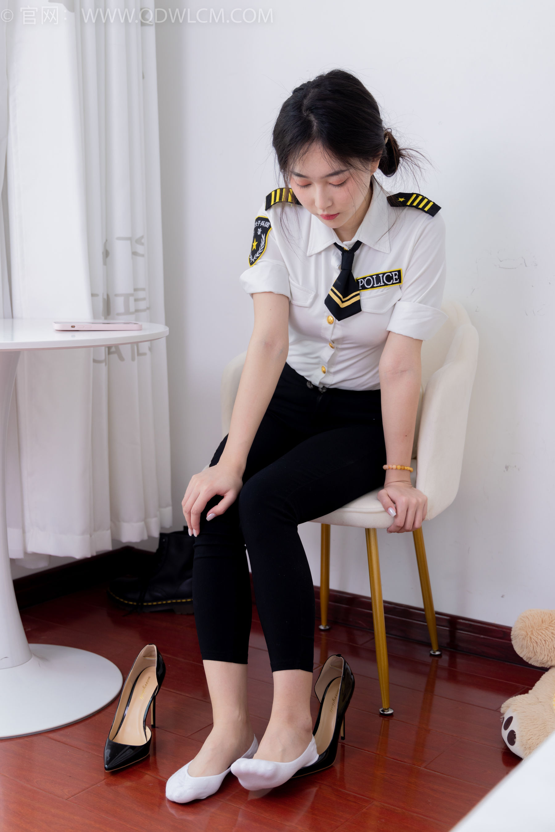 物恋传媒 No.1654 美兔 -晚风吹人醒