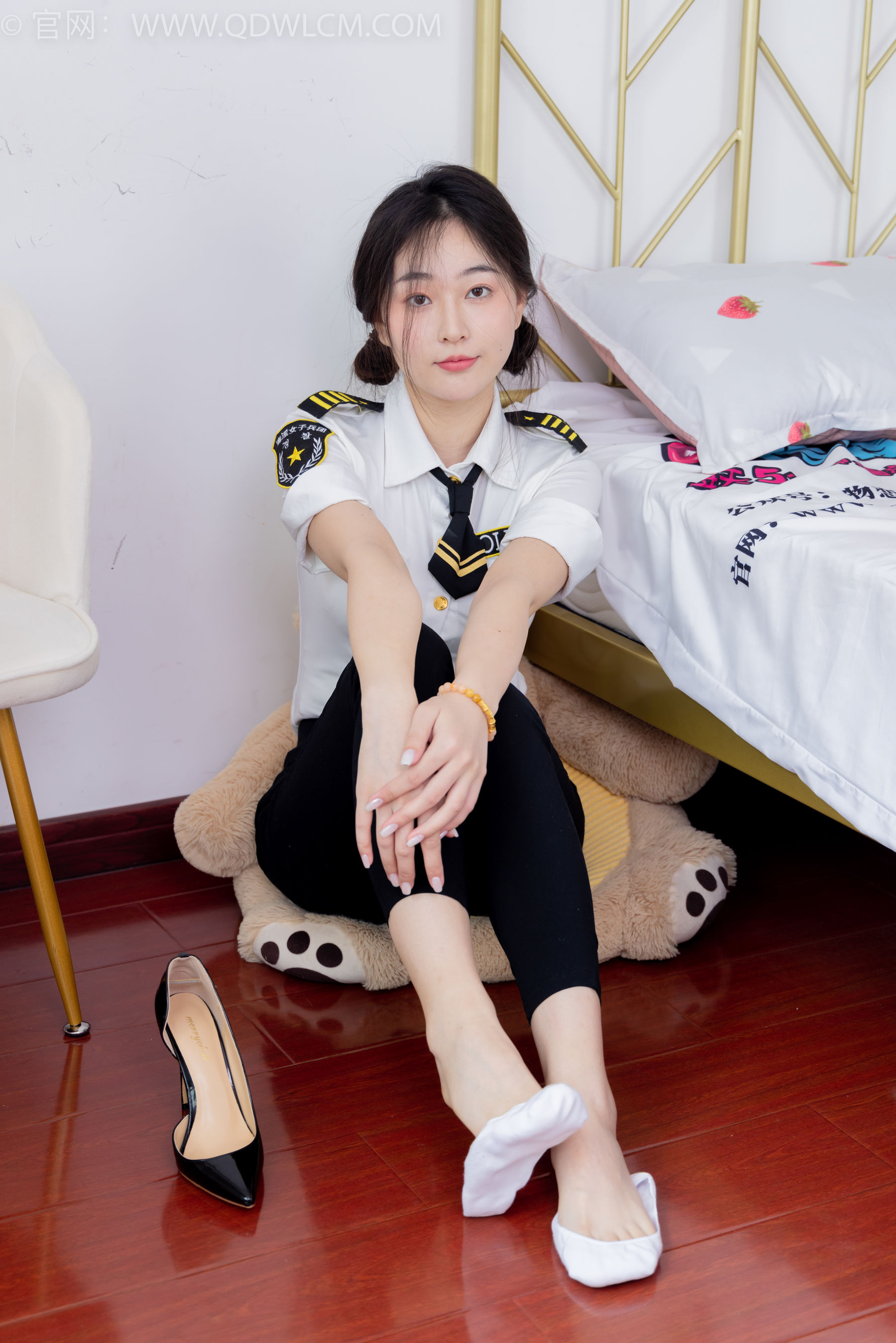 物恋传媒 No.1654 美兔 -晚风吹人醒