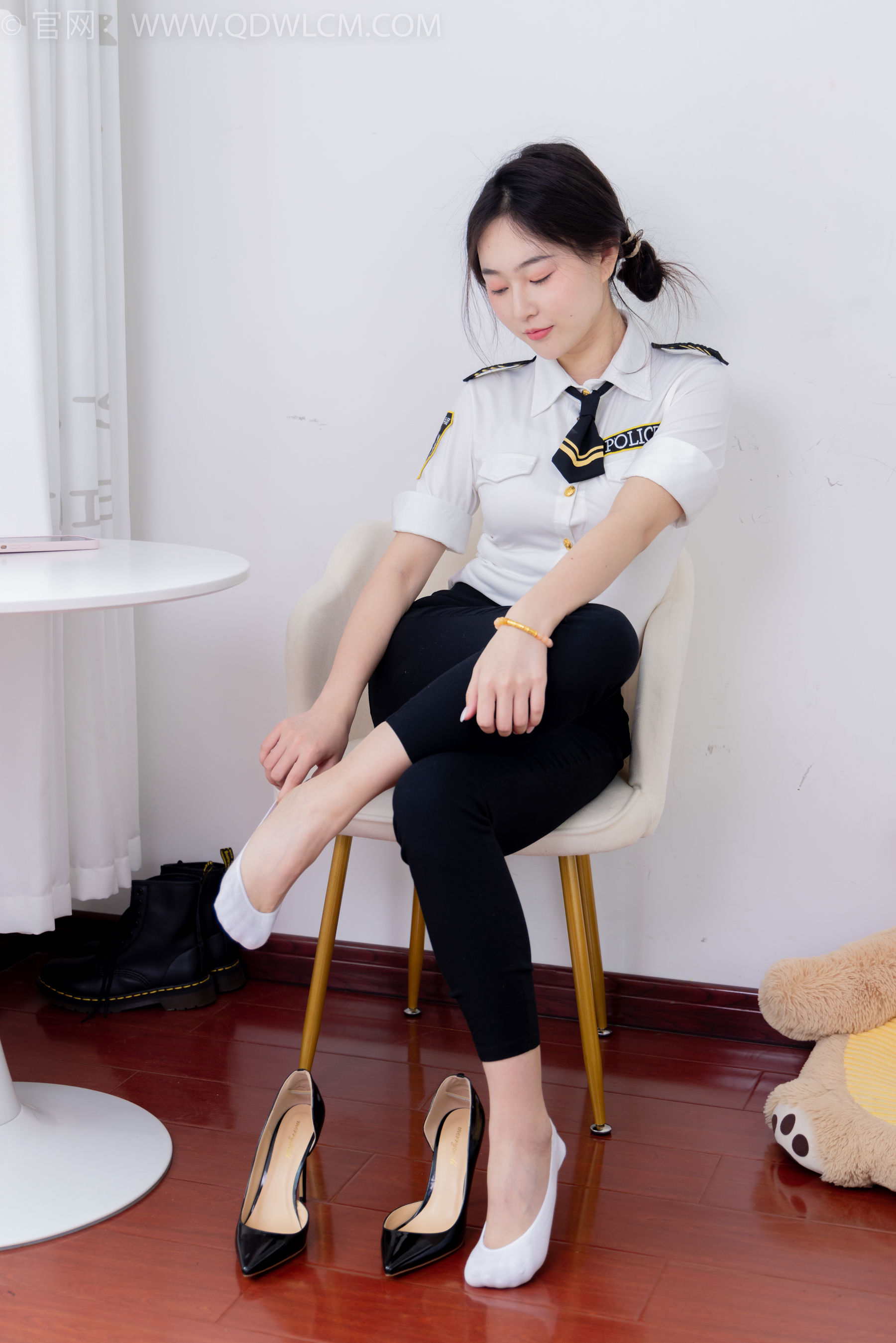 物恋传媒 No.1654 美兔 -晚风吹人醒