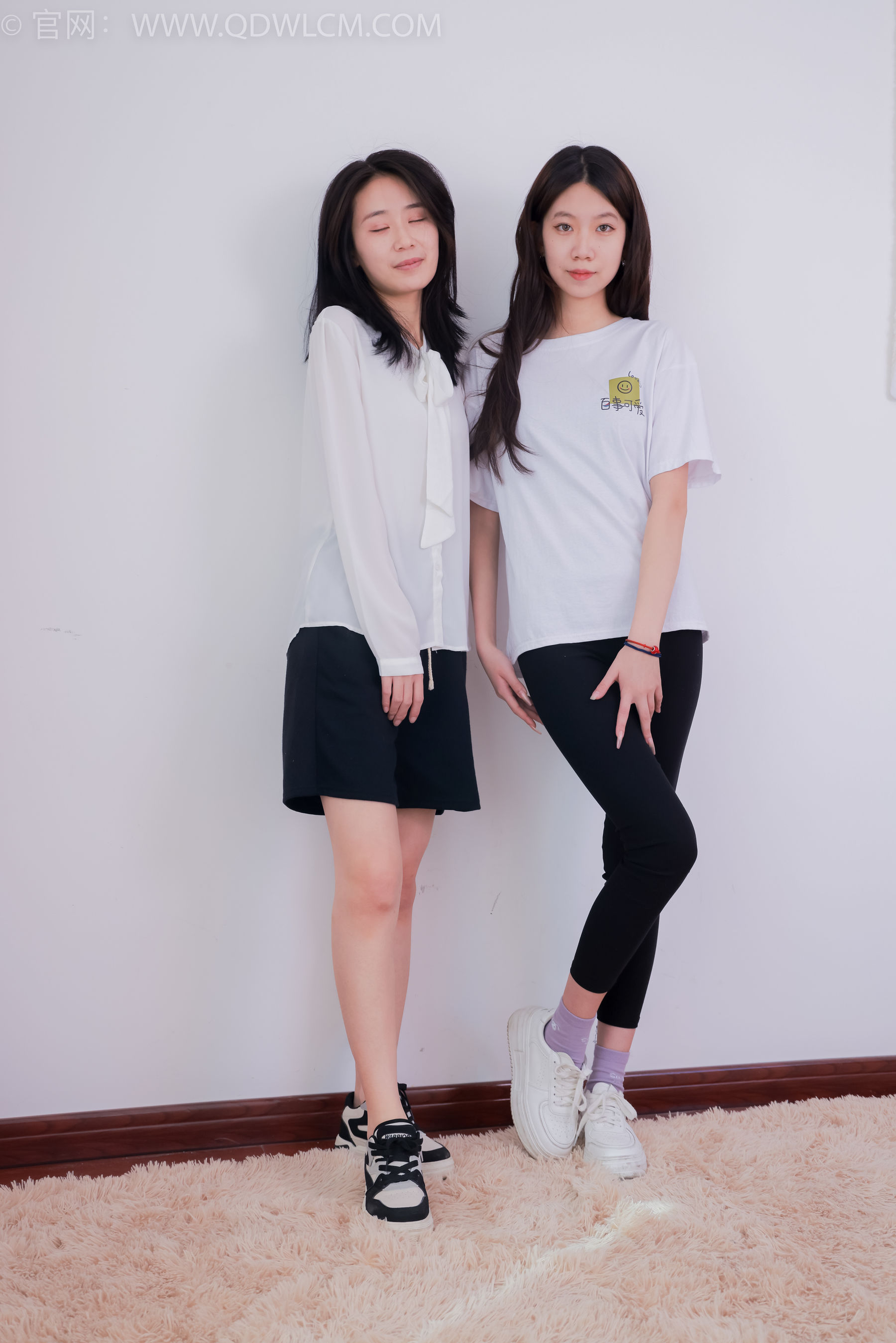 物恋传媒 No.1657 菜菜&纤纤 -闪烁的星星