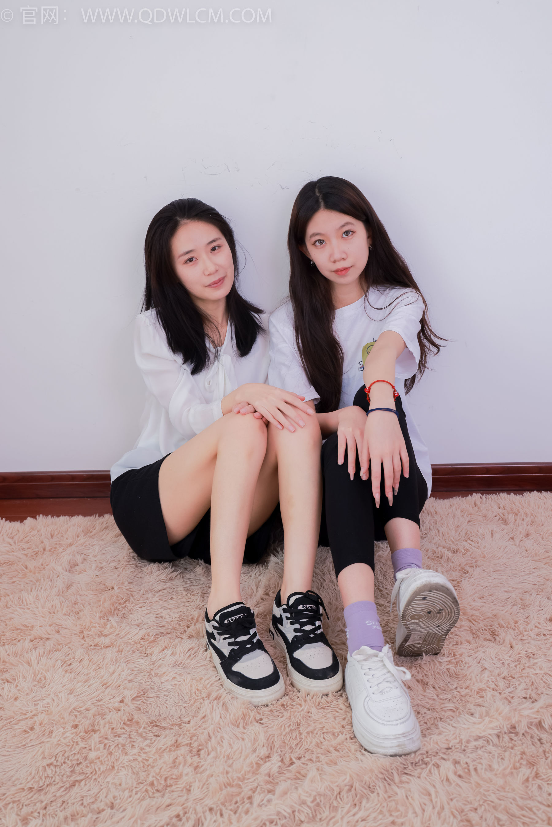 物恋传媒 No.1657 菜菜&纤纤 -闪烁的星星