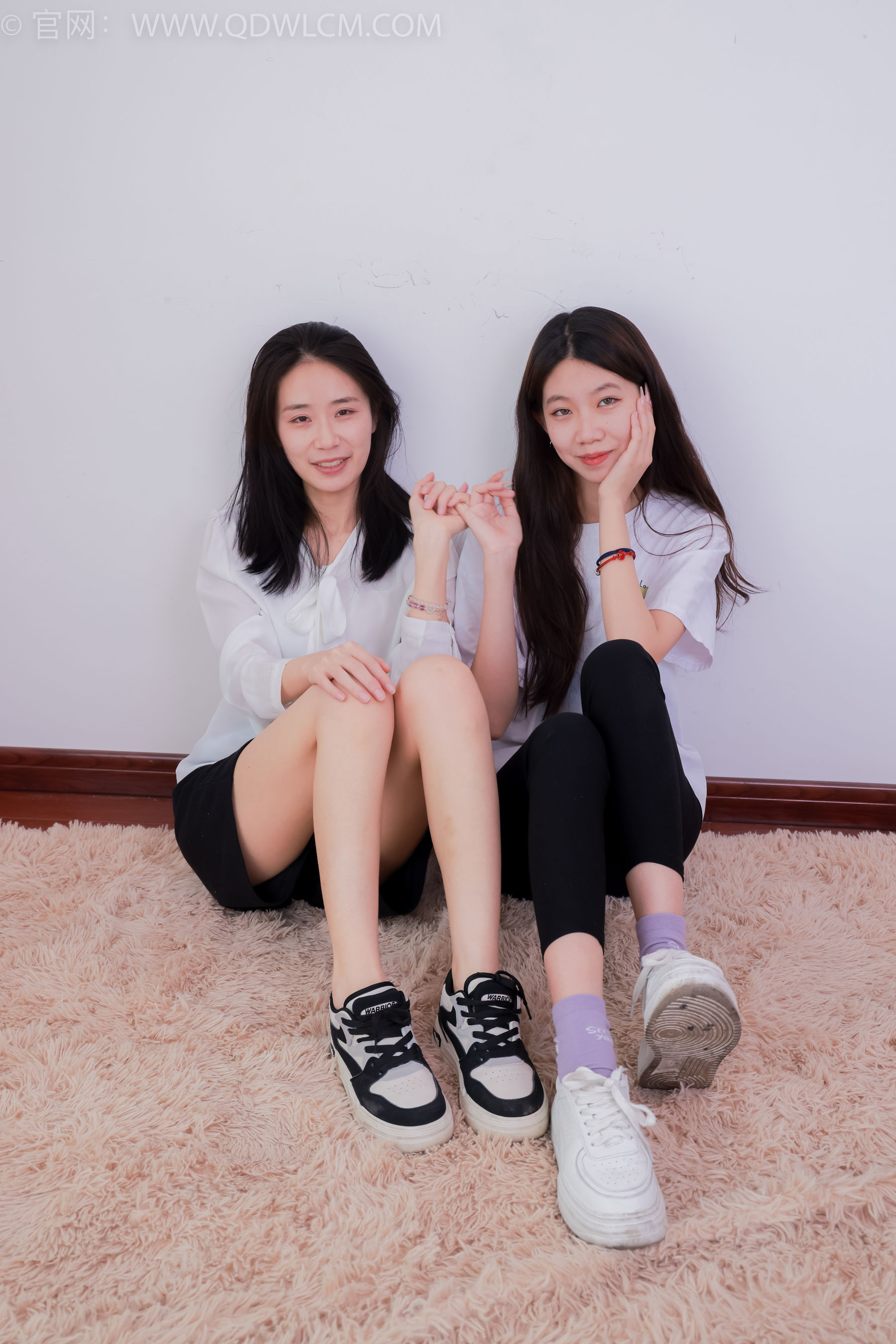 物恋传媒 No.1657 菜菜&纤纤 -闪烁的星星