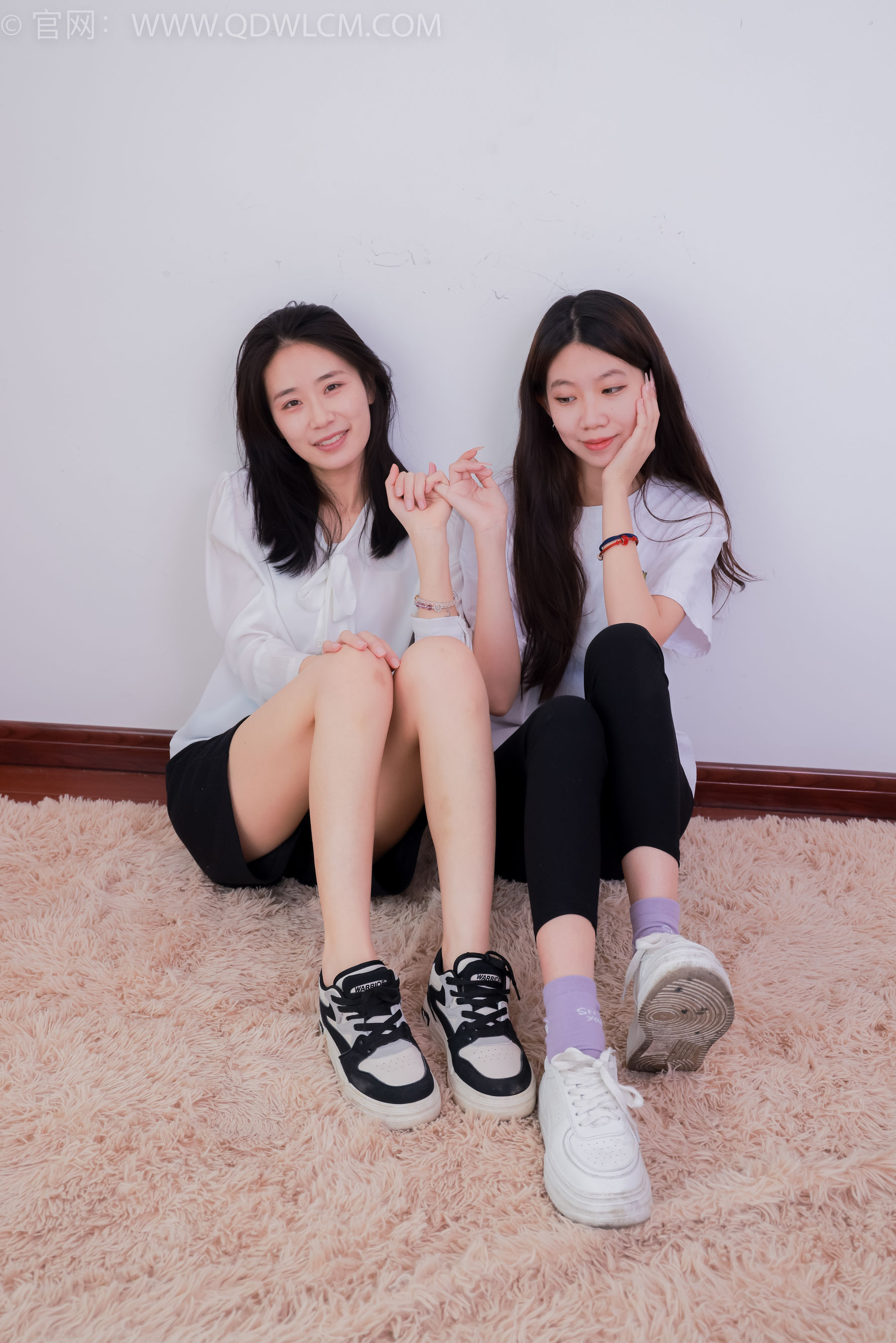 物恋传媒 No.1657 菜菜&纤纤 -闪烁的星星