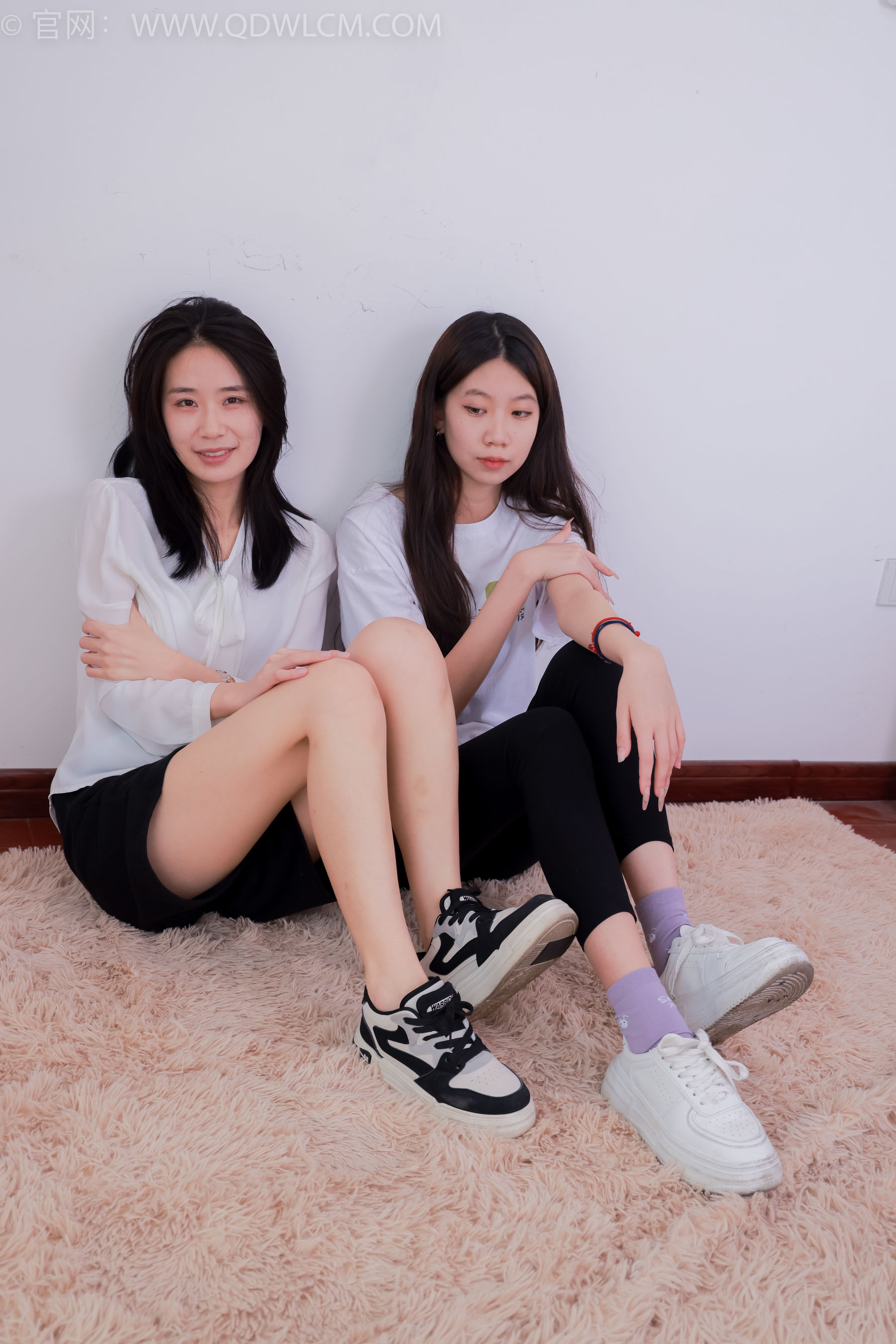 物恋传媒 No.1657 菜菜&纤纤 -闪烁的星星