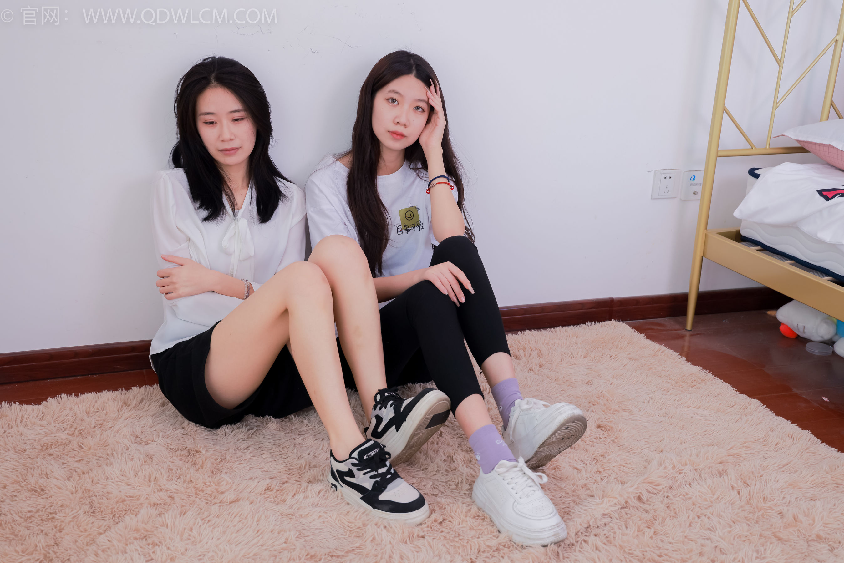 物恋传媒 No.1657 菜菜&纤纤 -闪烁的星星