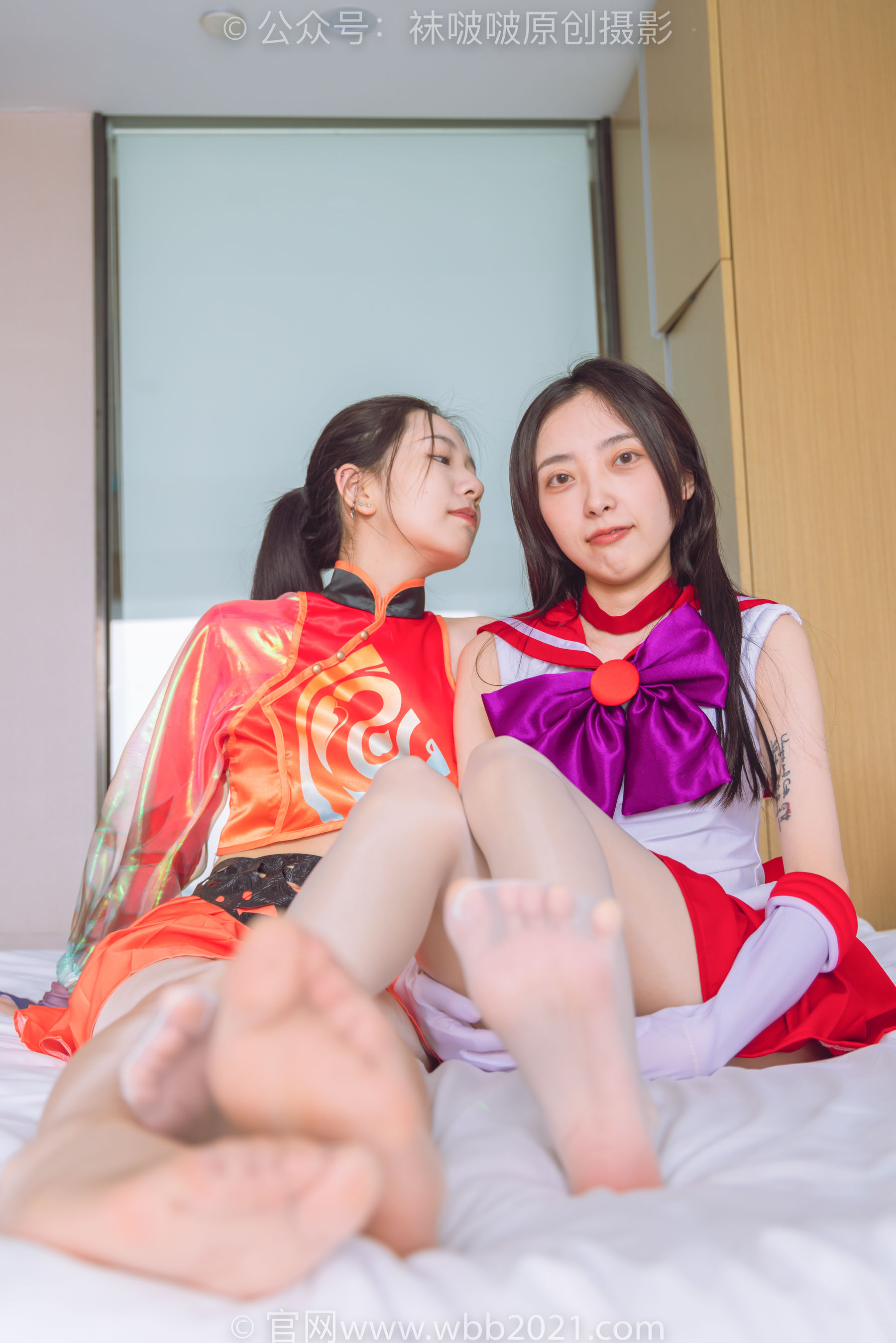 BoBoSocks袜啵啵 No.263 小甜豆稚予 -两双高跟鞋、油亮肉丝、油亮白丝