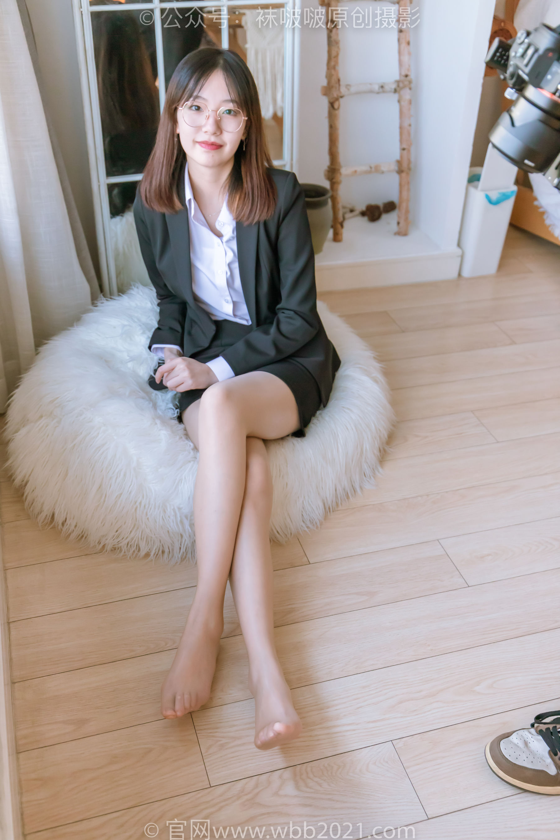 BoBoSocks袜啵啵 No.267 小甜豆 -高跟鞋、油亮肉丝、ol制服