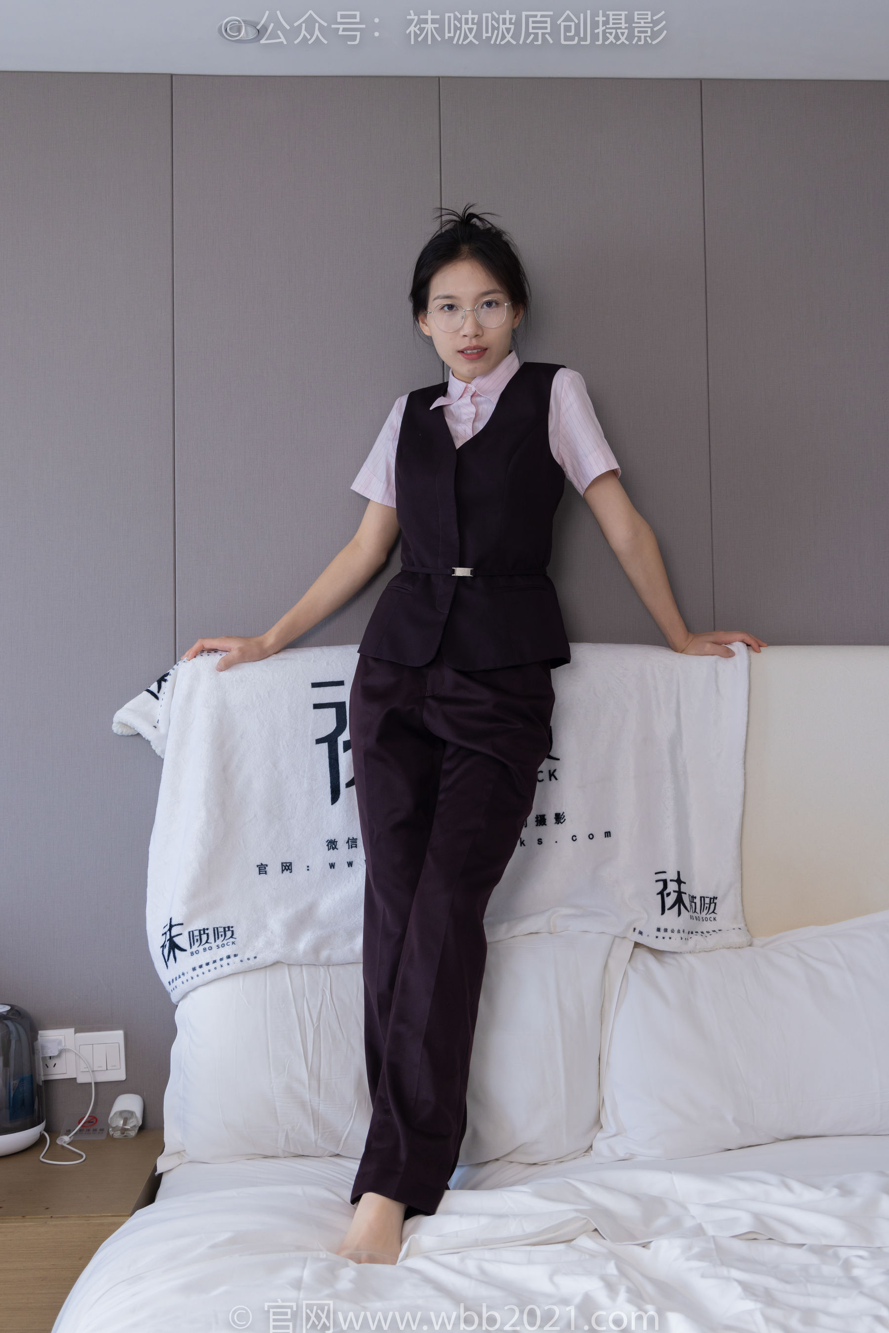 BoBoSocks袜啵啵 No.271 芝士 -平底鞋、短肉丝、银行制服