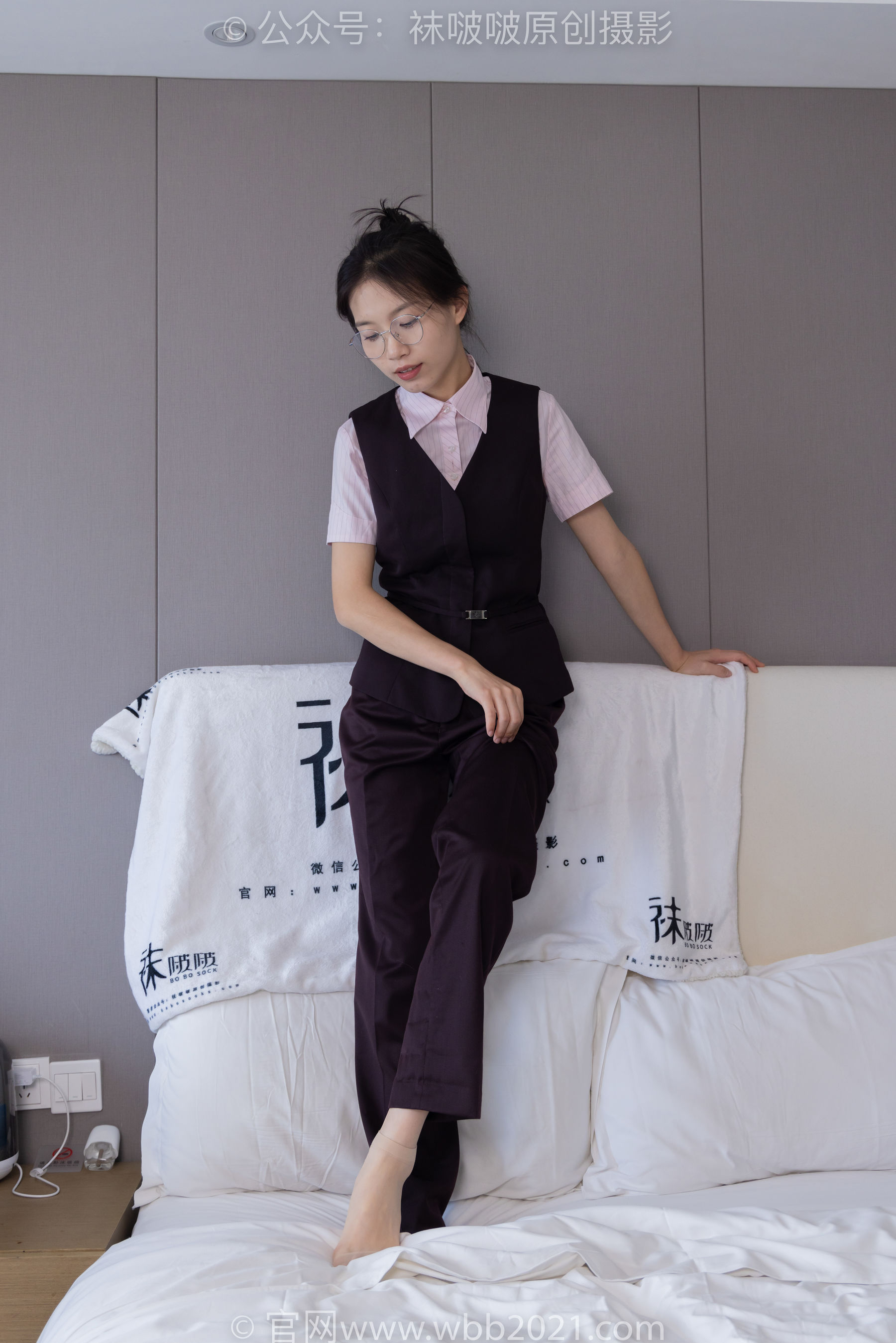 BoBoSocks袜啵啵 No.271 芝士 -平底鞋、短肉丝、银行制服
