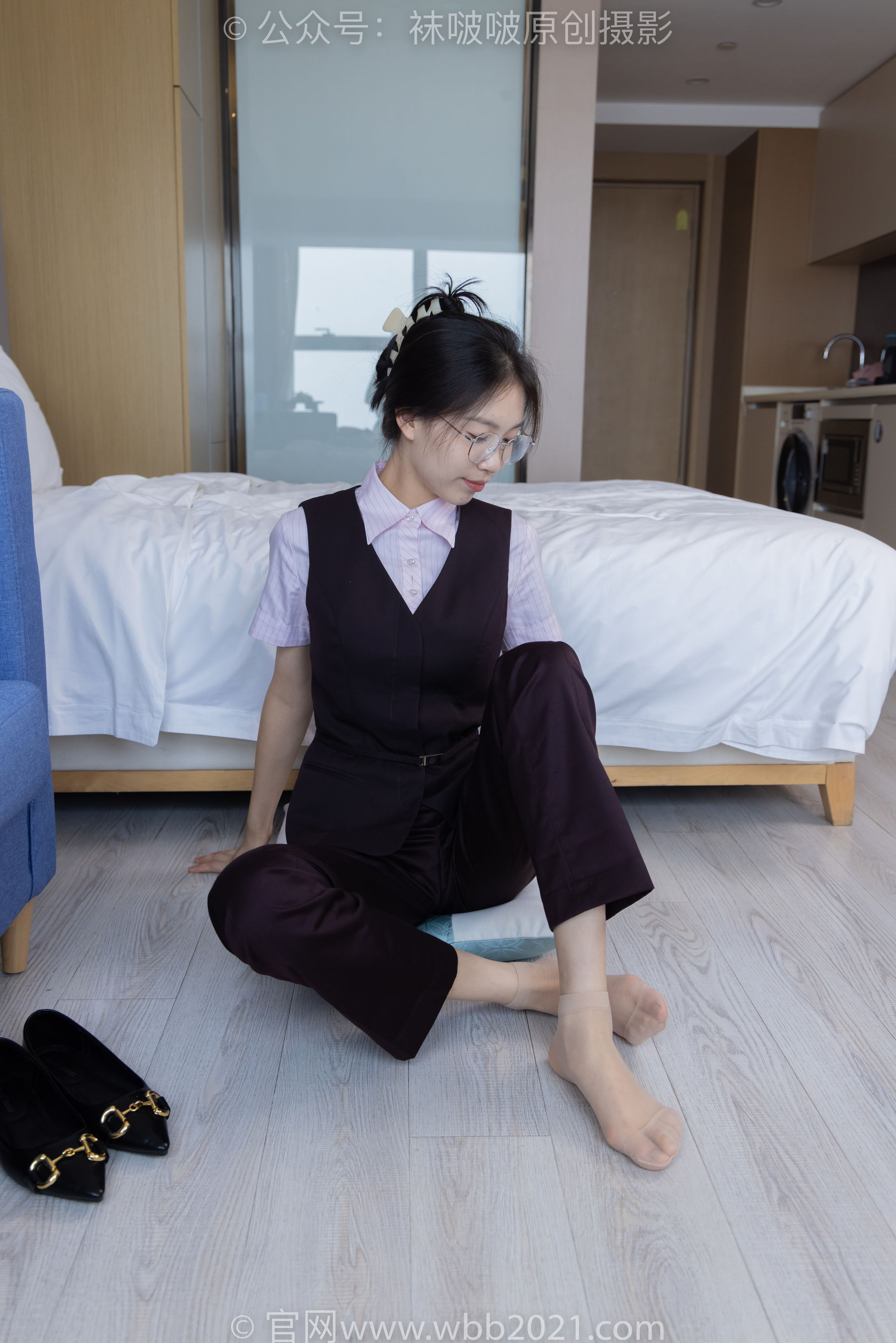 BoBoSocks袜啵啵 No.271 芝士 -平底鞋、短肉丝、银行制服