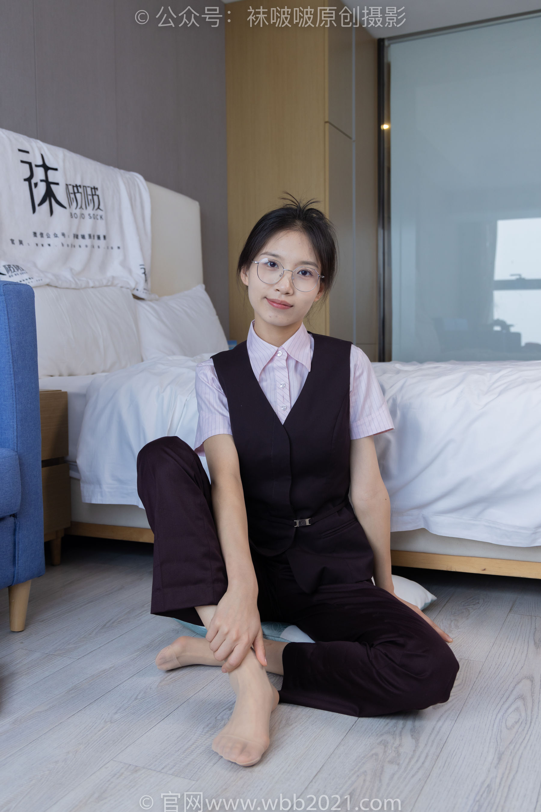 BoBoSocks袜啵啵 No.271 芝士 -平底鞋、短肉丝、银行制服
