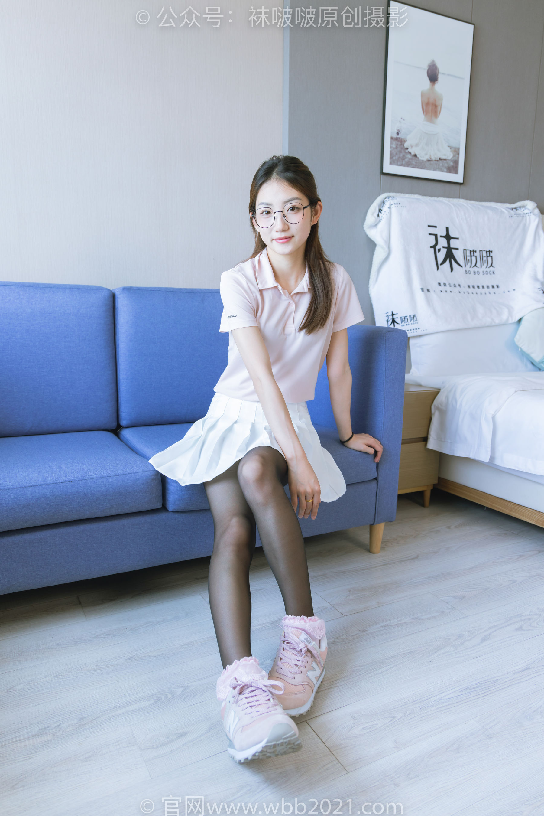 BoBoSocks袜啵啵 No.273 小沫 -运动鞋、粉色棉袜、黑丝