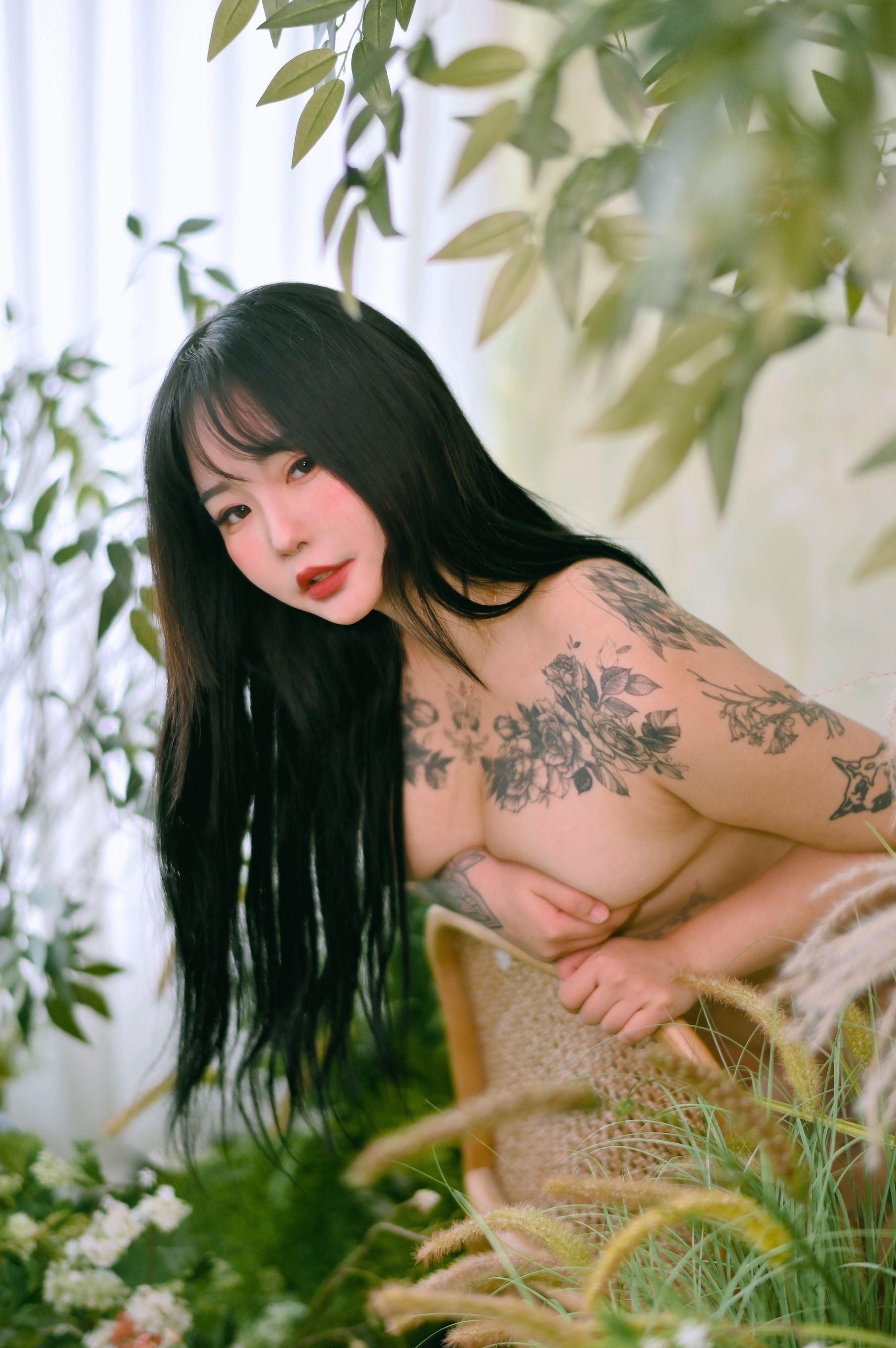 Boyeon Jeon - Nude Flower