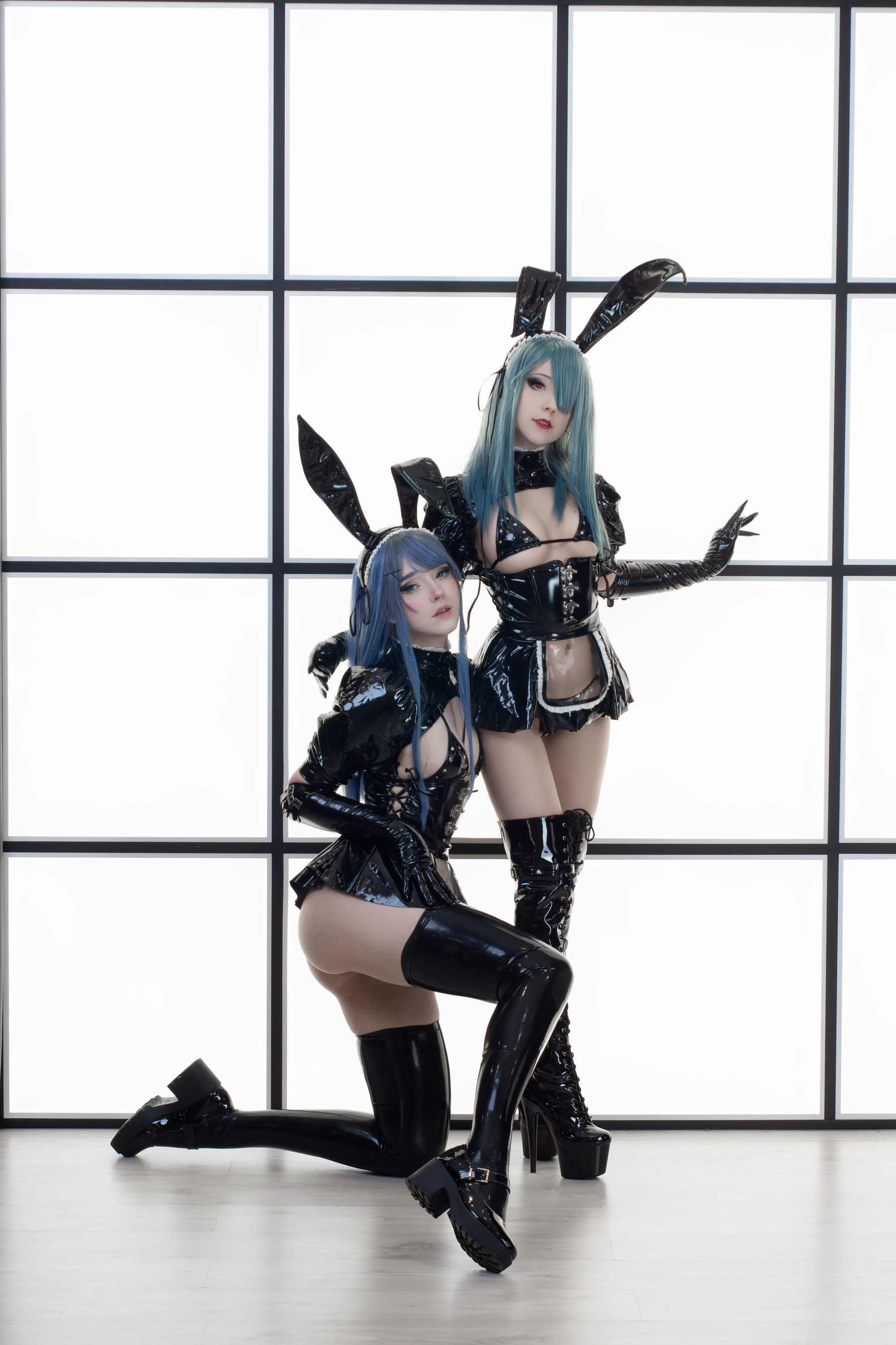 Candy Ball - Latex Bunny Twins