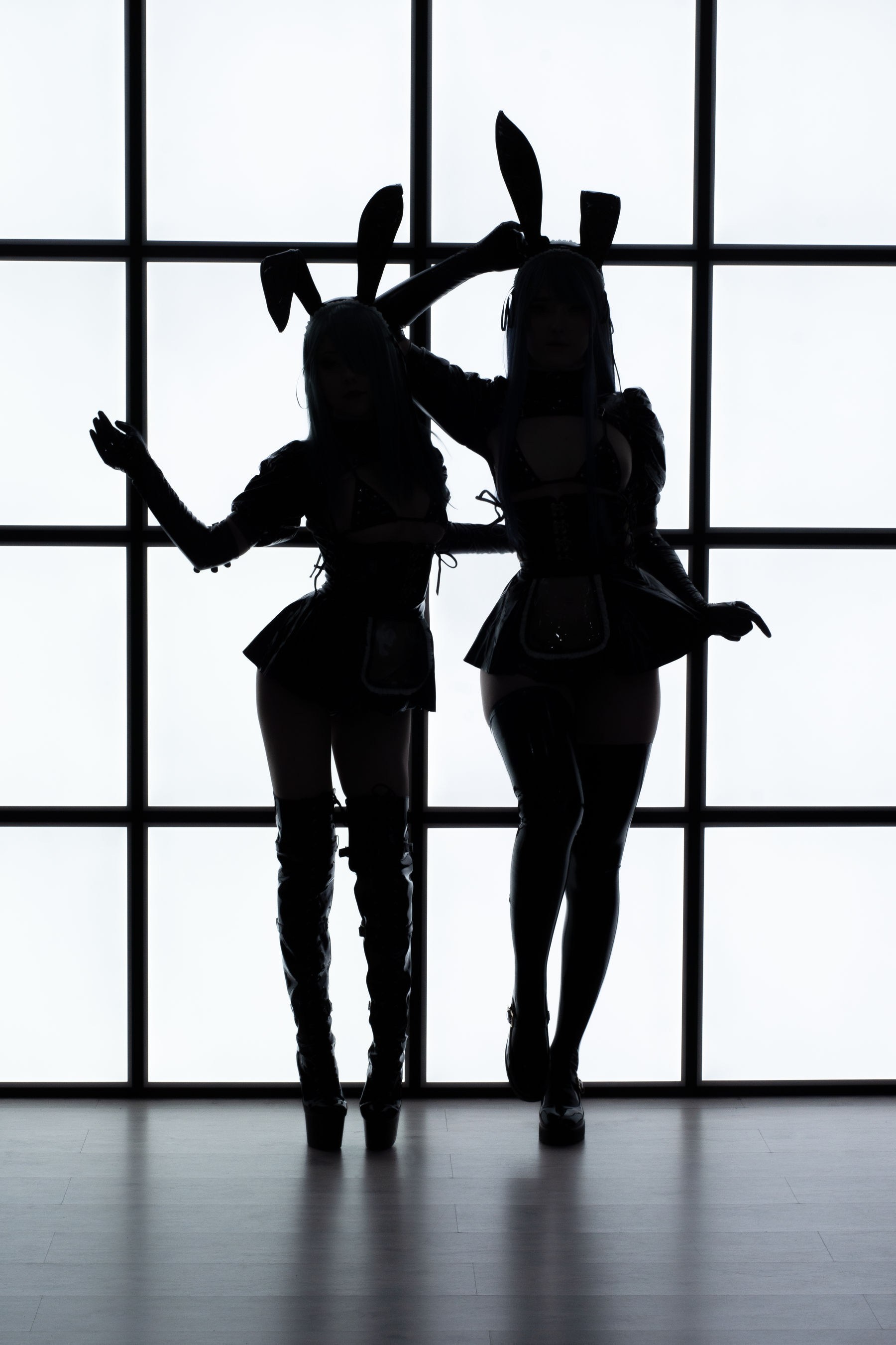 Candy Ball - Latex Bunny Twins