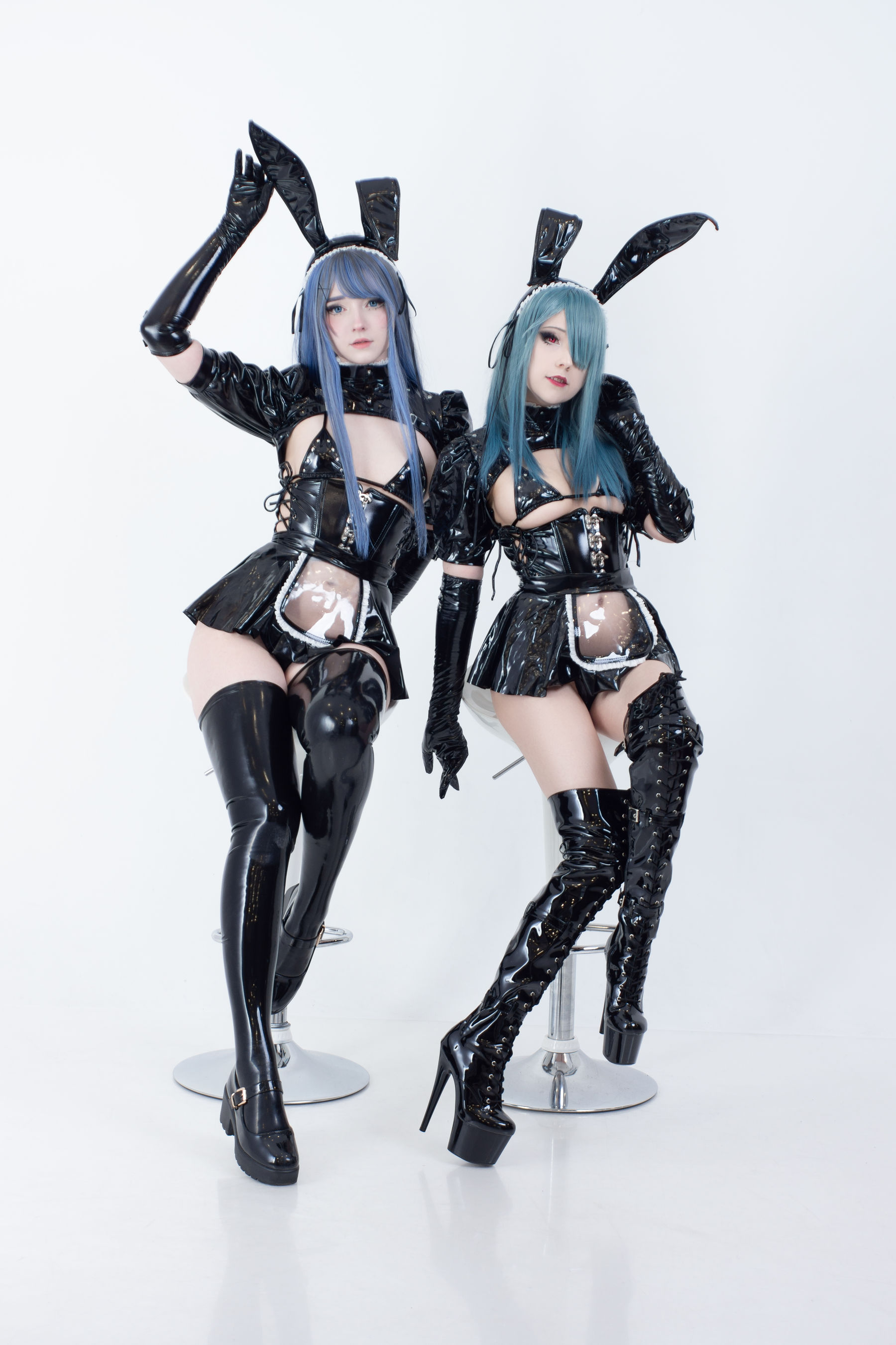 Candy Ball - Latex Bunny Twins