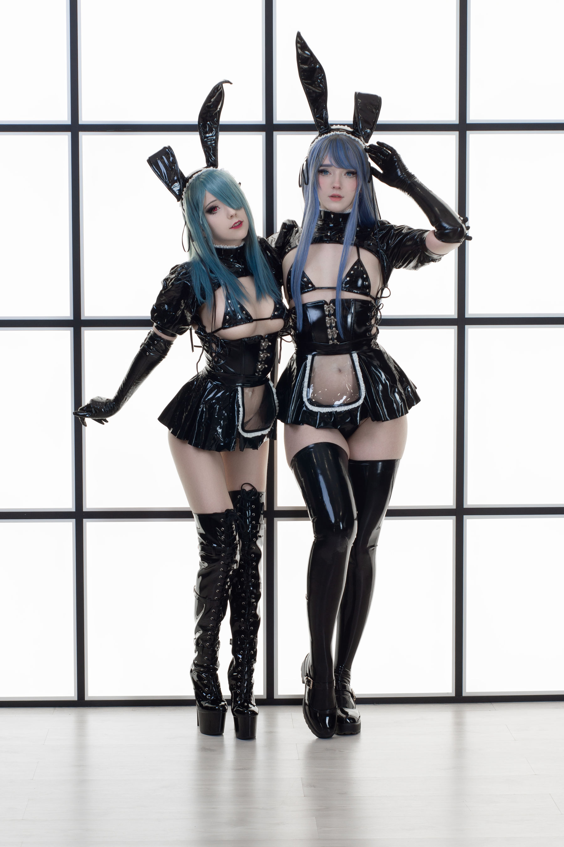 Candy Ball - Latex Bunny Twins