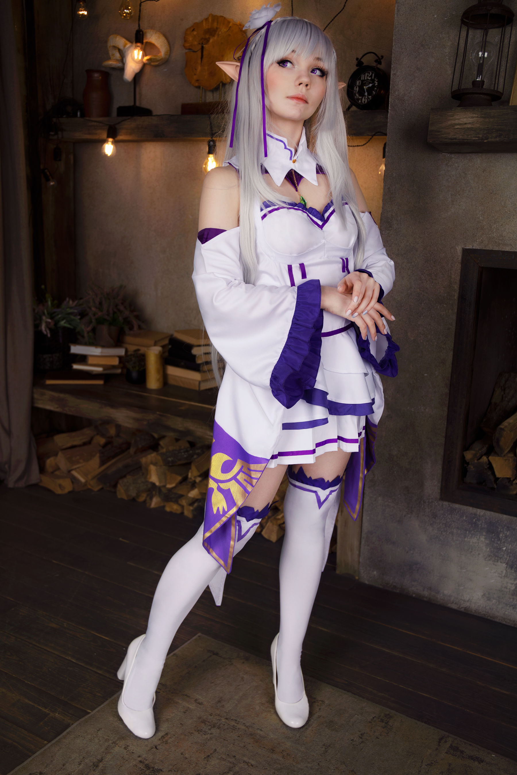 Caticornplay - Emilia
