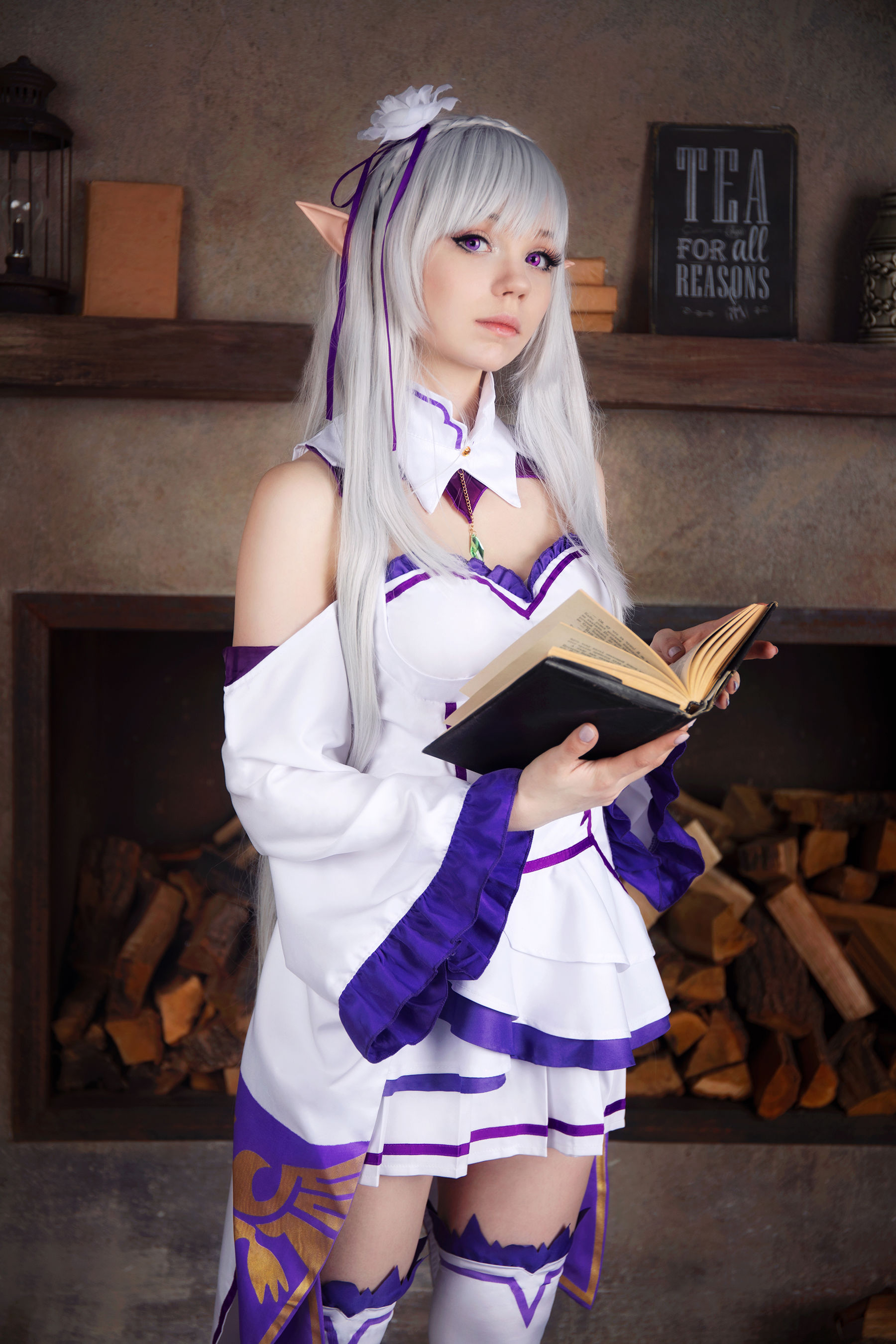 Caticornplay - Emilia