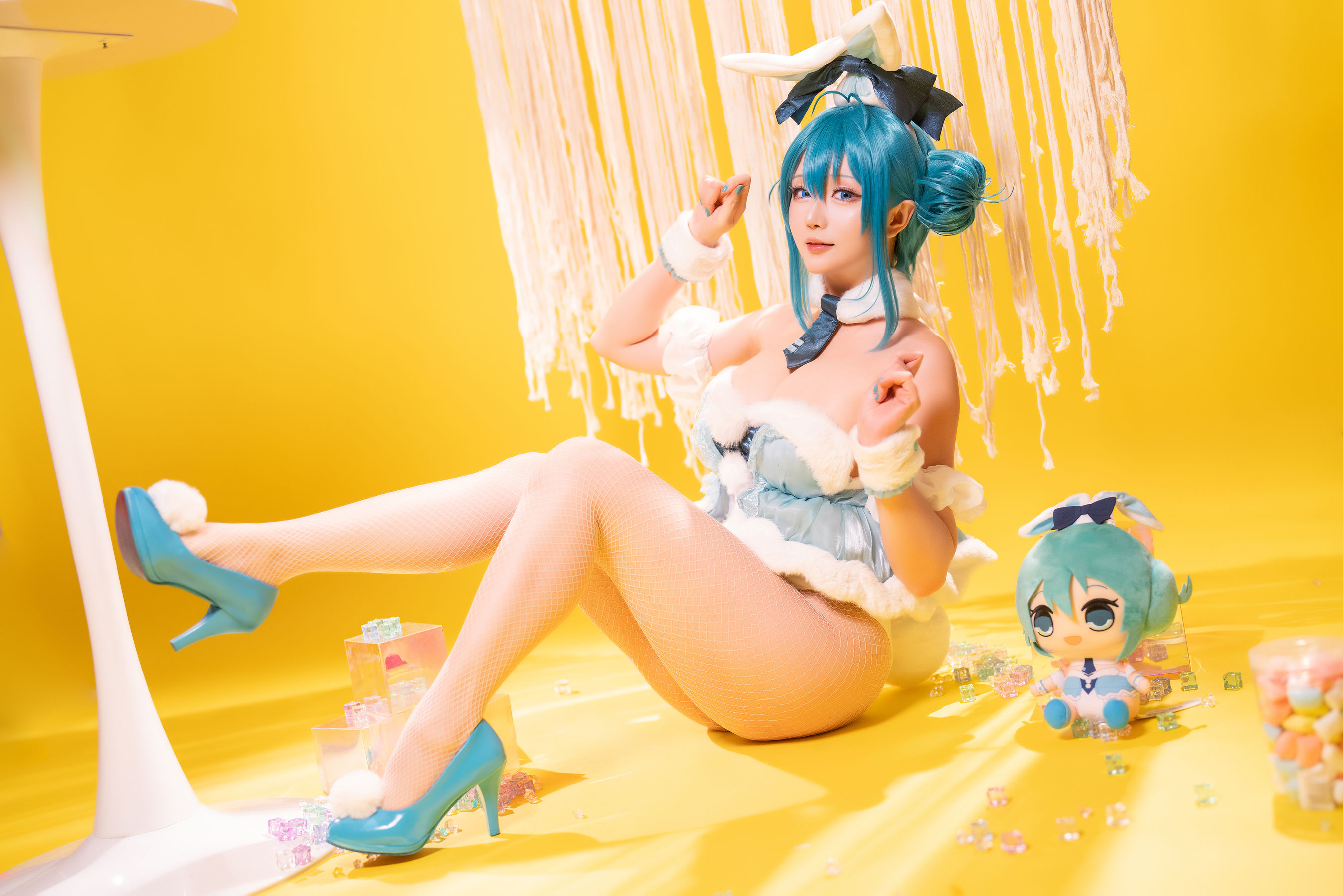 Coser小姐姐星之迟迟 - 初音未来 白兔女郎