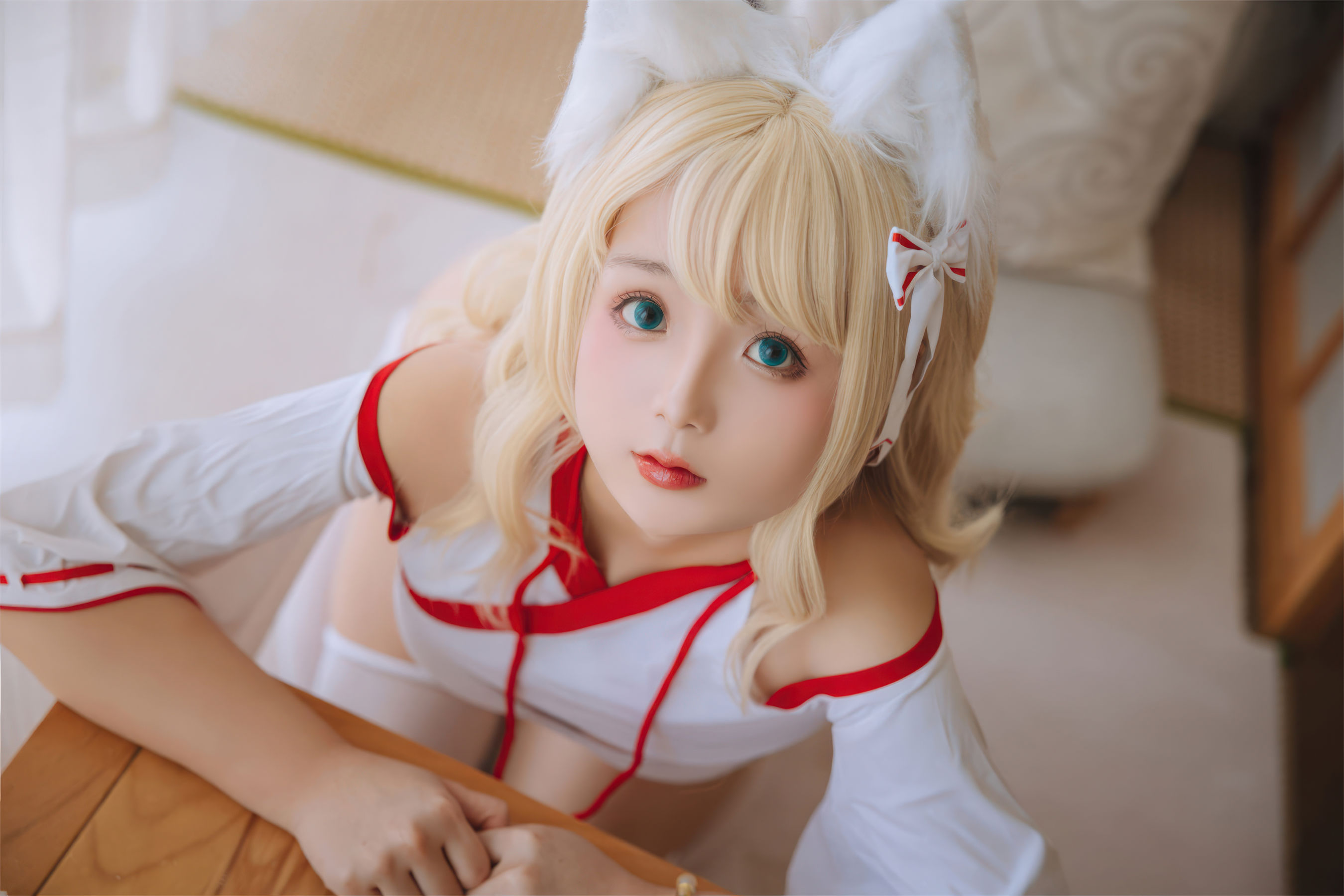 Cosplay日奈娇 - 小狐狸巫女