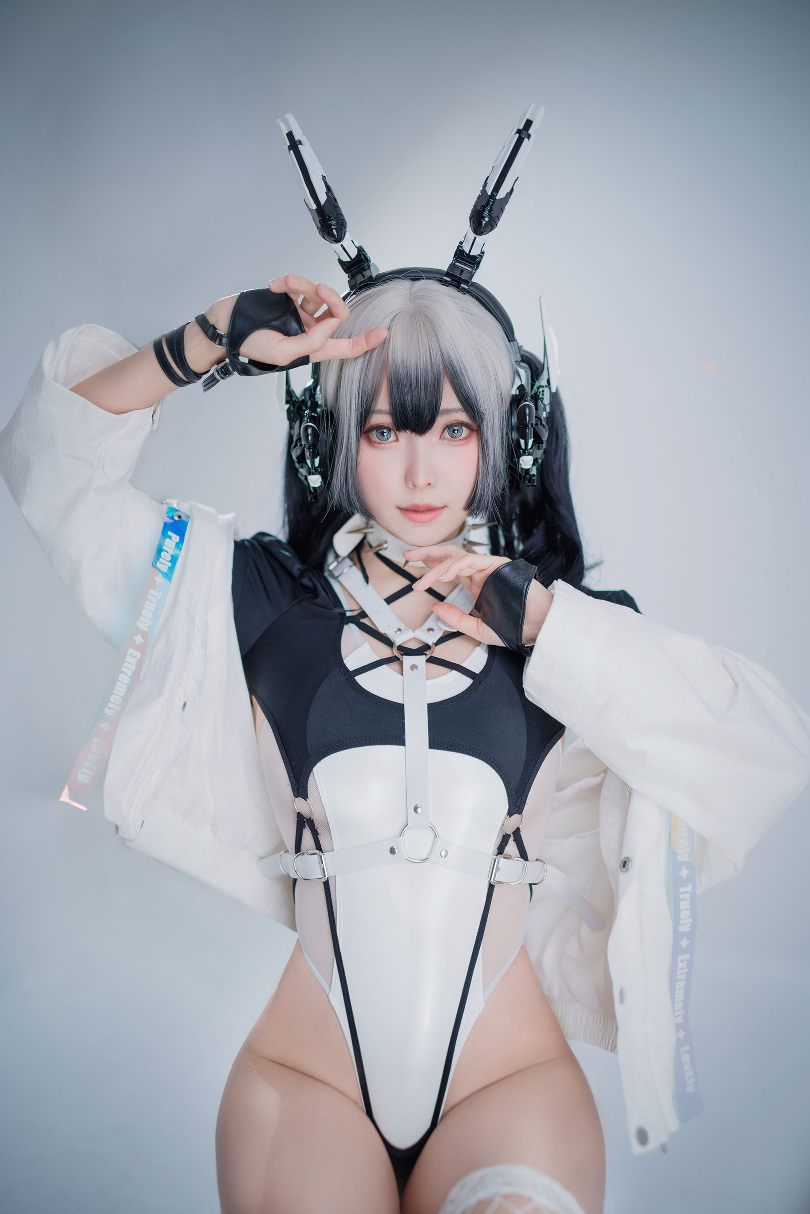 Ely_eee(ElyEE子) - CyberGirl Blanche