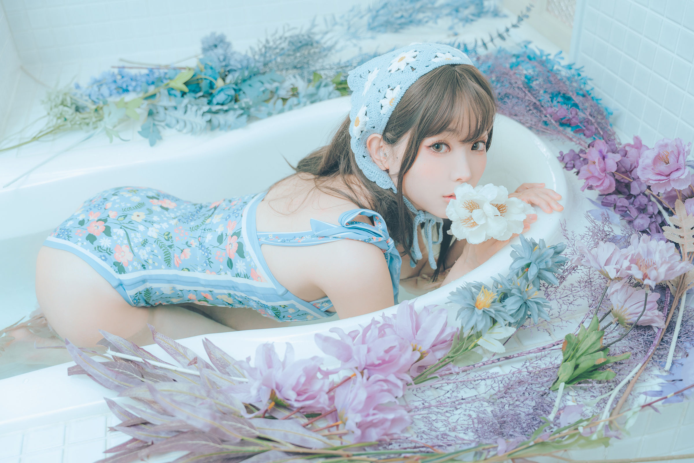 Ely_eee(ElyEE子) - 復古水藍花