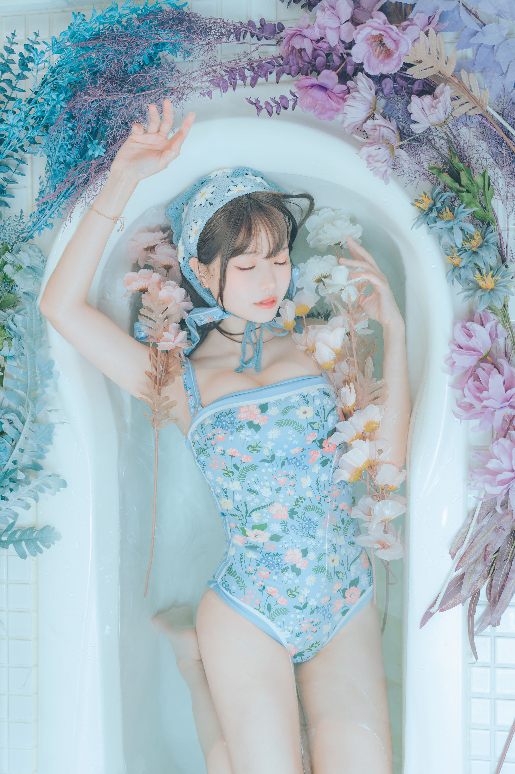 Ely_eee(ElyEE子) - 復古水藍花