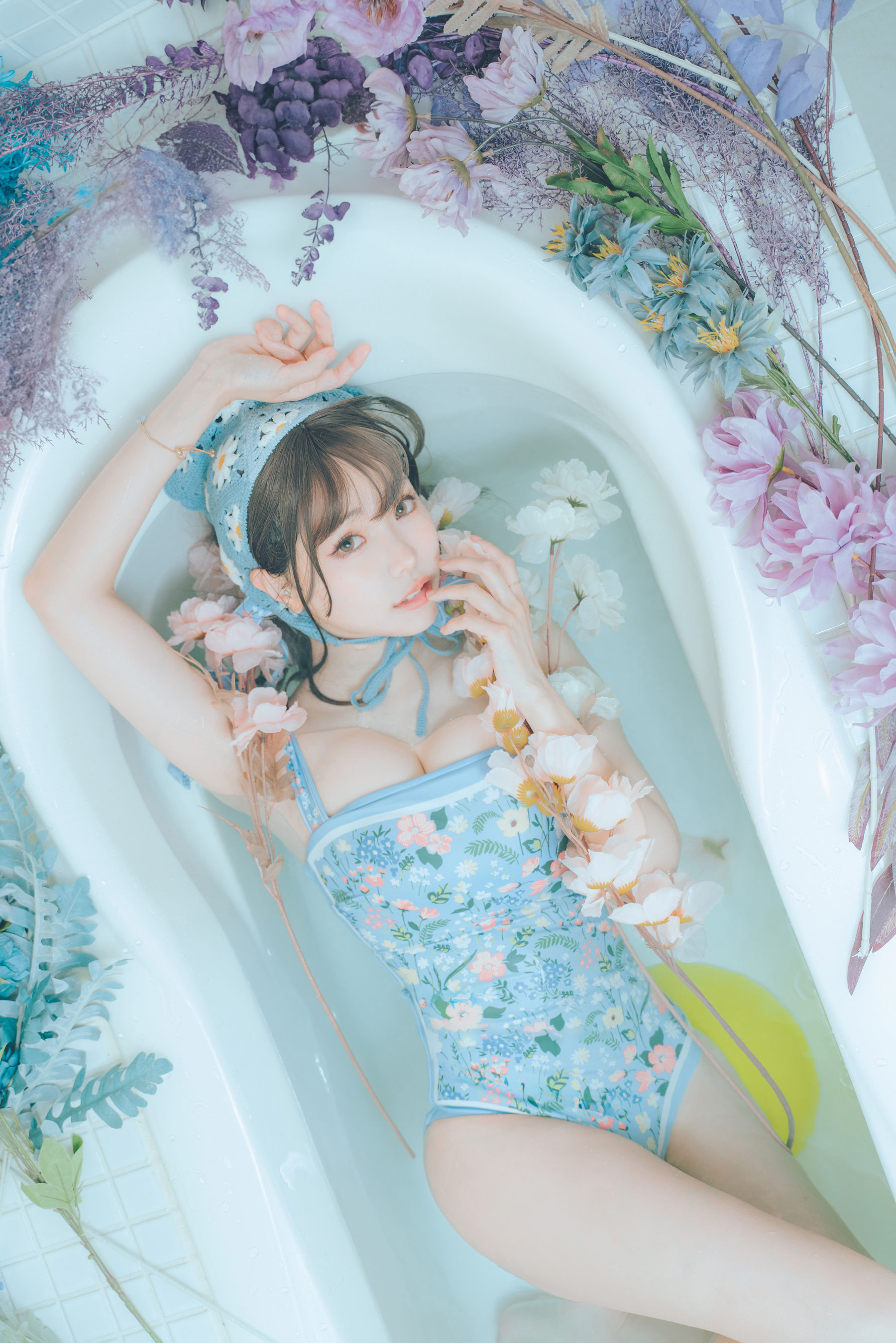 Ely_eee(ElyEE子) - 復古水藍花