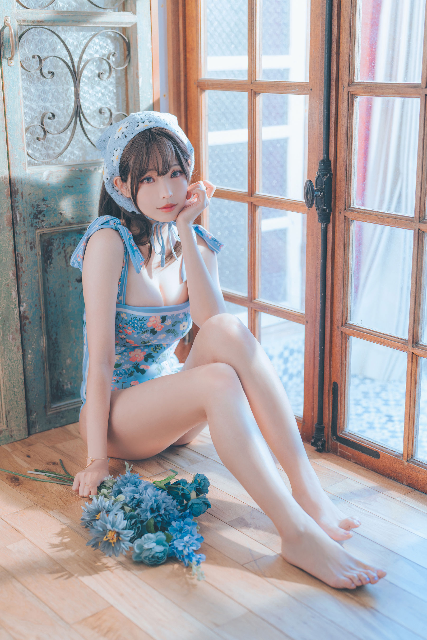 Ely_eee(ElyEE子) - 復古水藍花