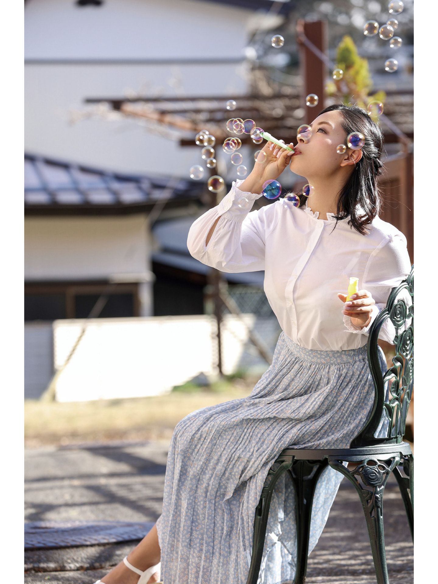 EMILY オフィシャルグラビア写真集 澄んだ季節