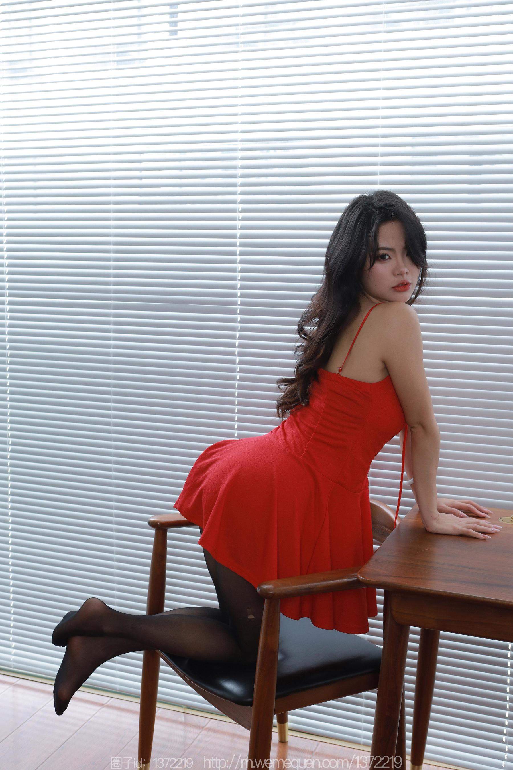 IESS异思趣向 - 模特： 兔兔 《红颜美仁》